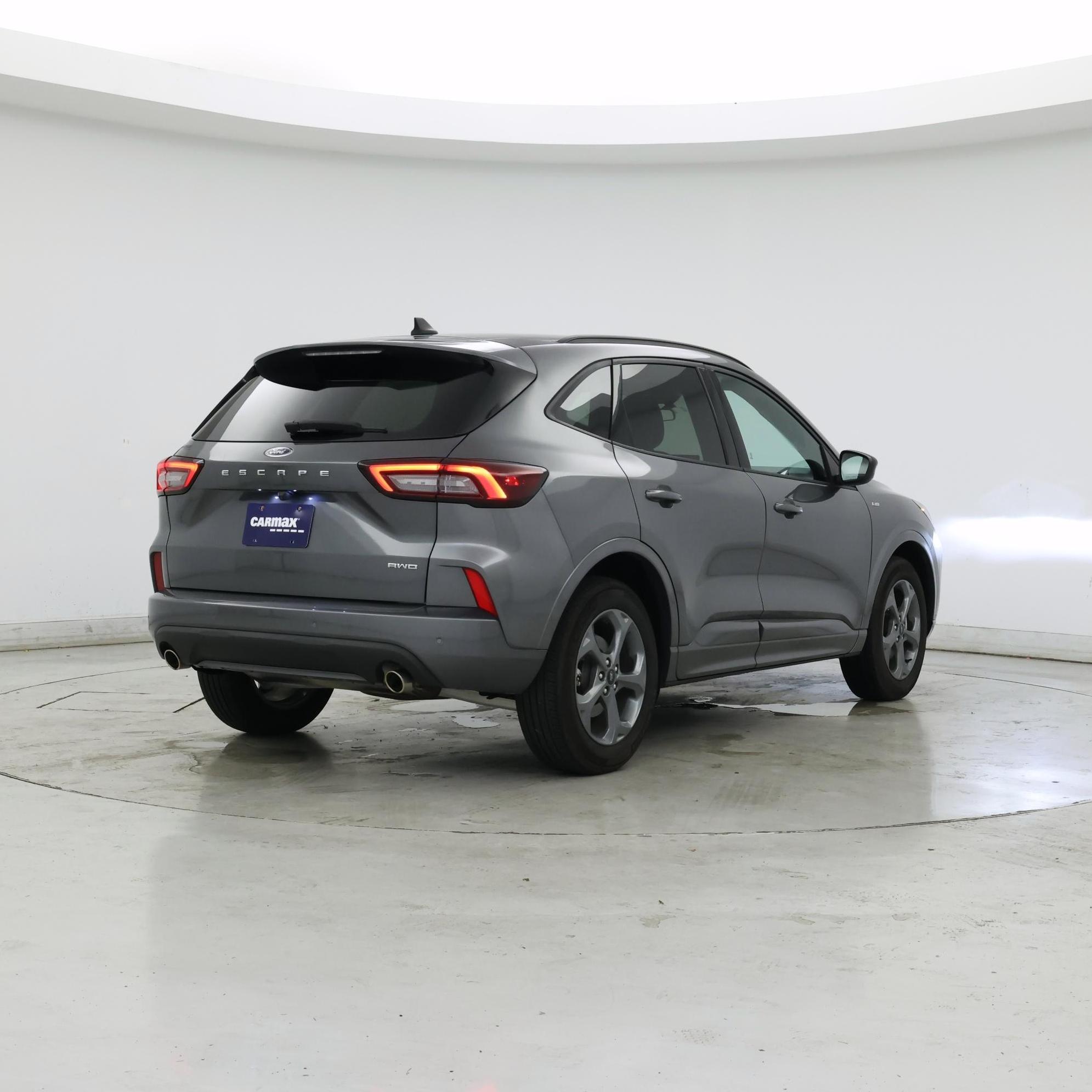 Thumbnail: 2023 Ford Escape - 8