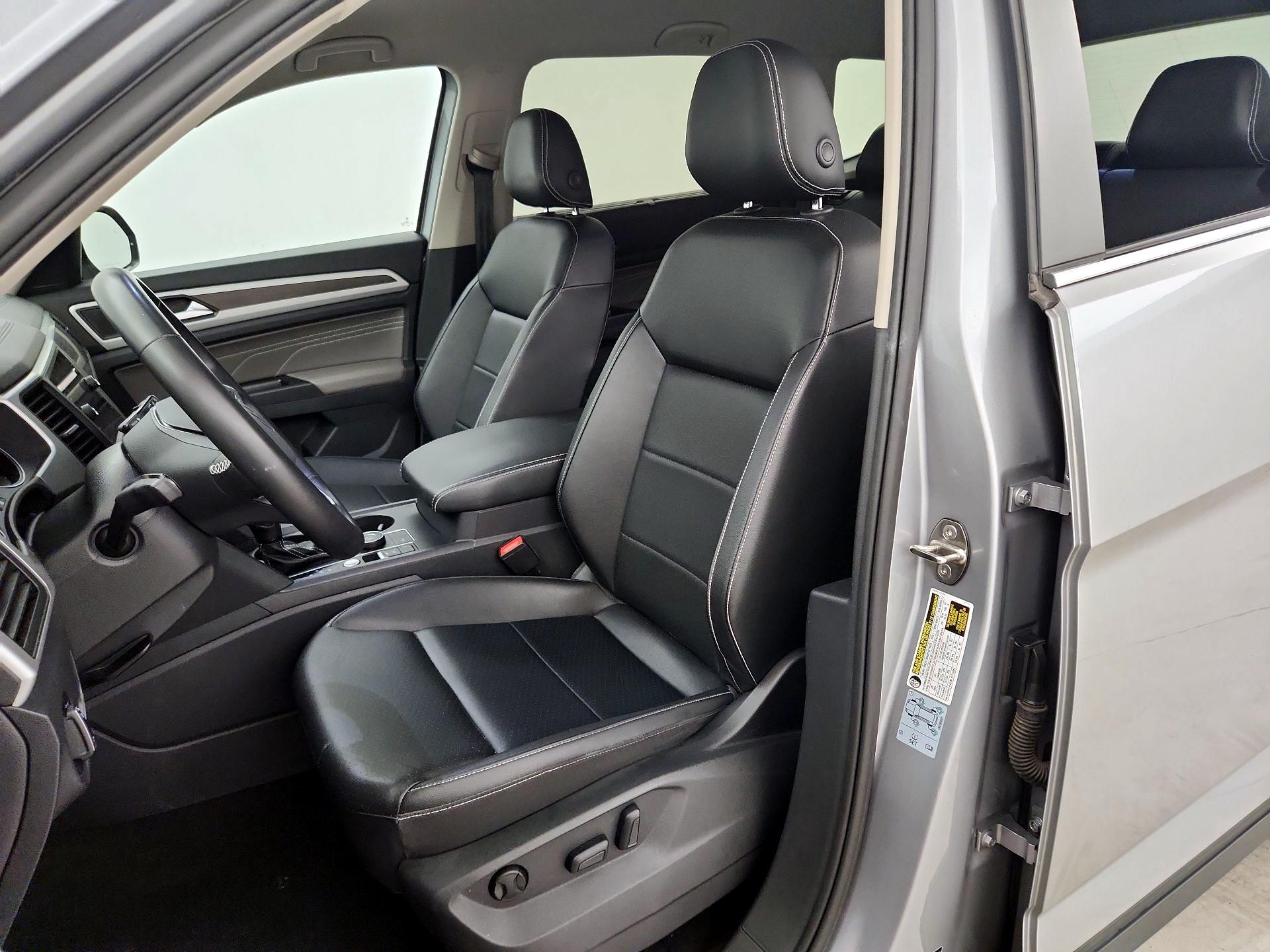 Thumbnail: 2021 Volkswagen Atlas - 11