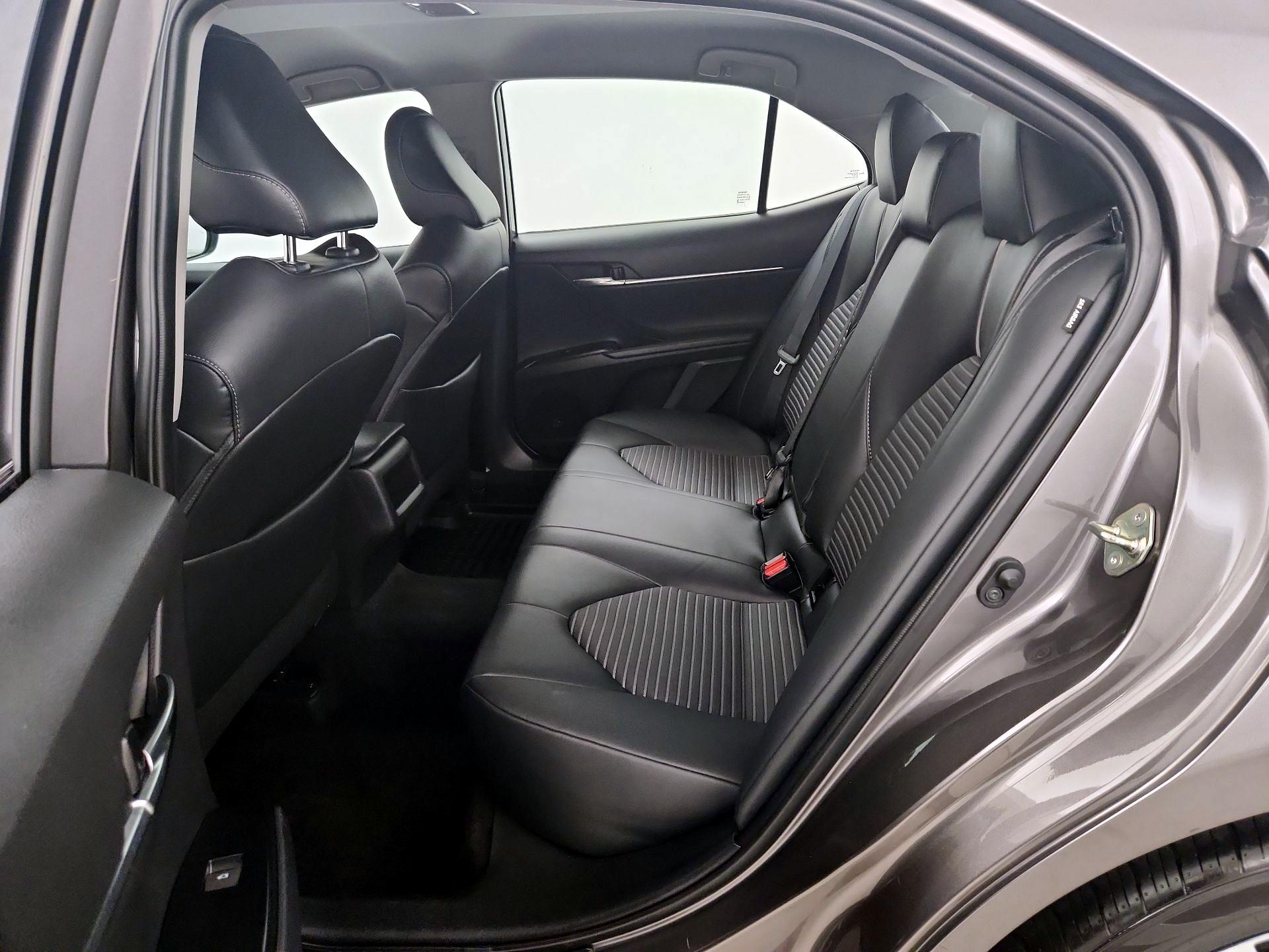 Thumbnail: 2019 Toyota Camry - 19