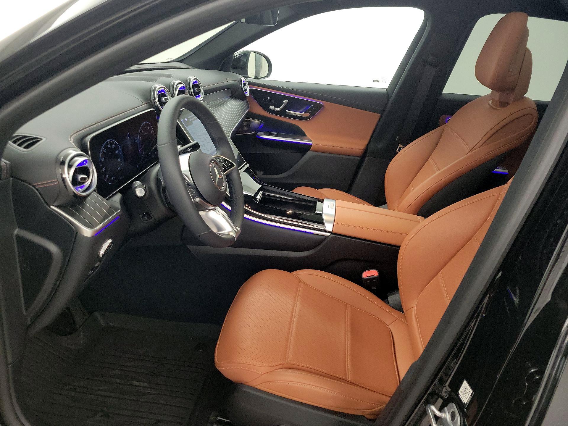Thumbnail: 2023 Mercedes-Benz GLC - 11