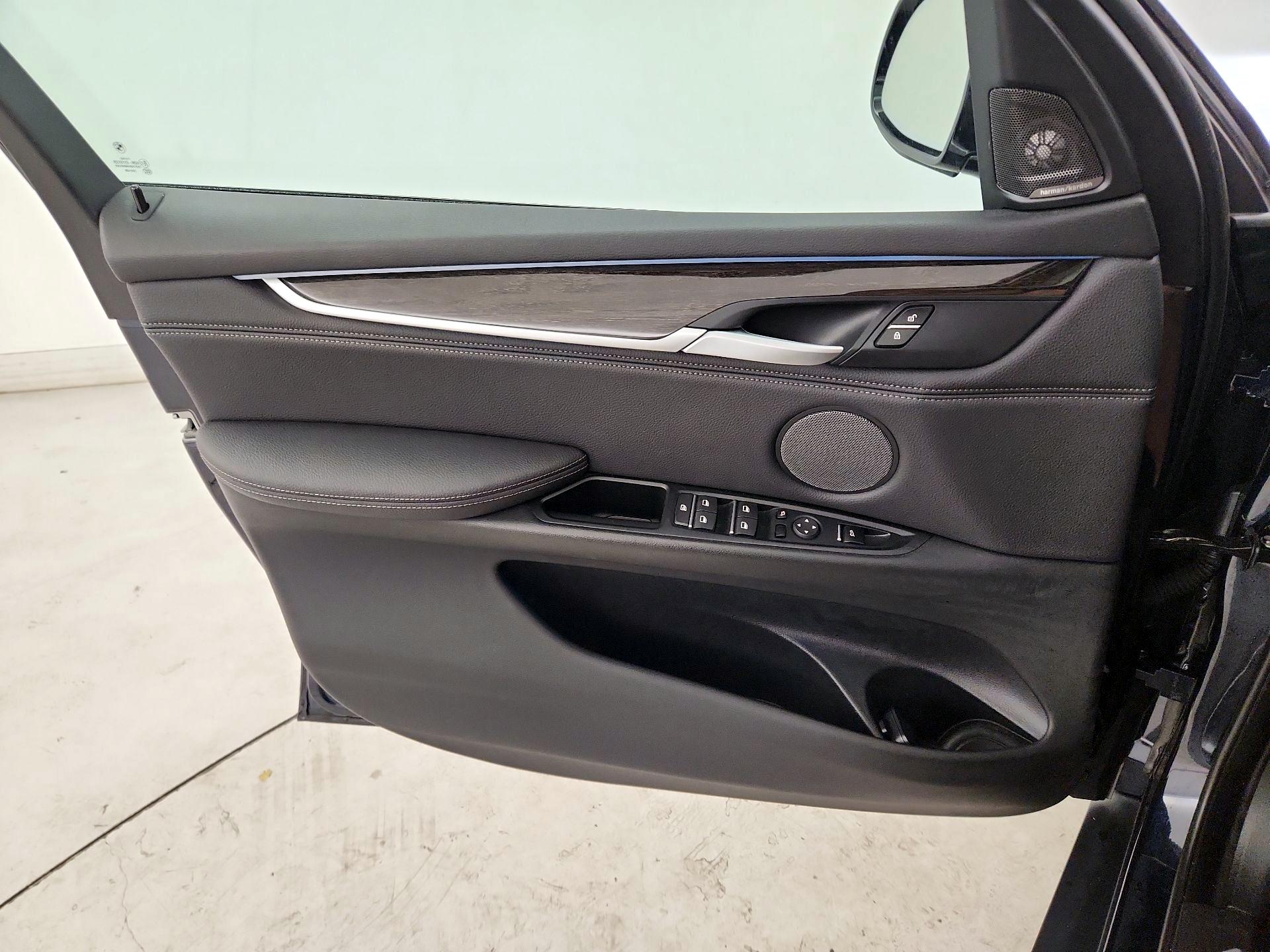 Thumbnail: 2017 BMW X5 - 12