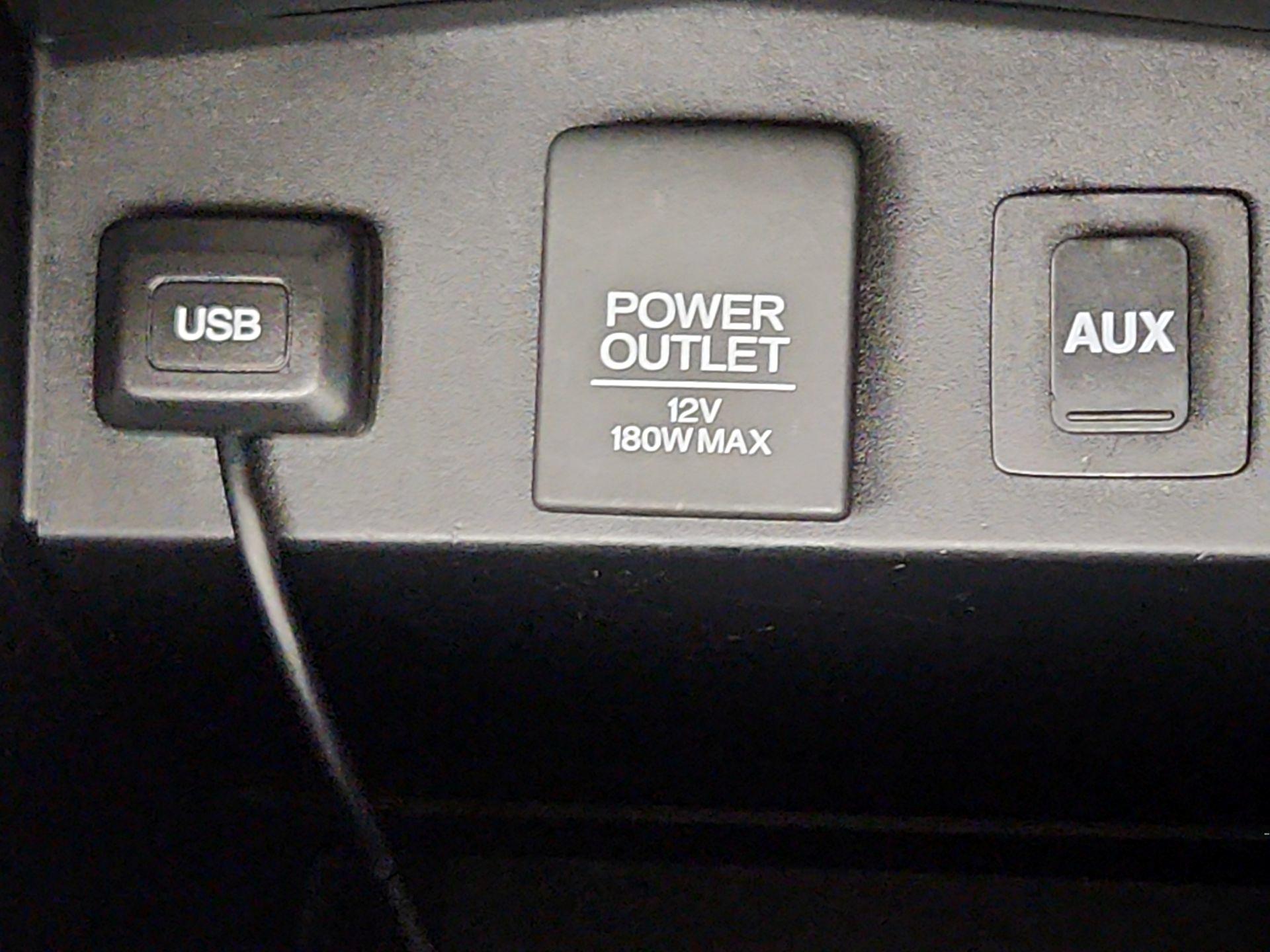 Thumbnail: 2016 Honda CR-V - 18