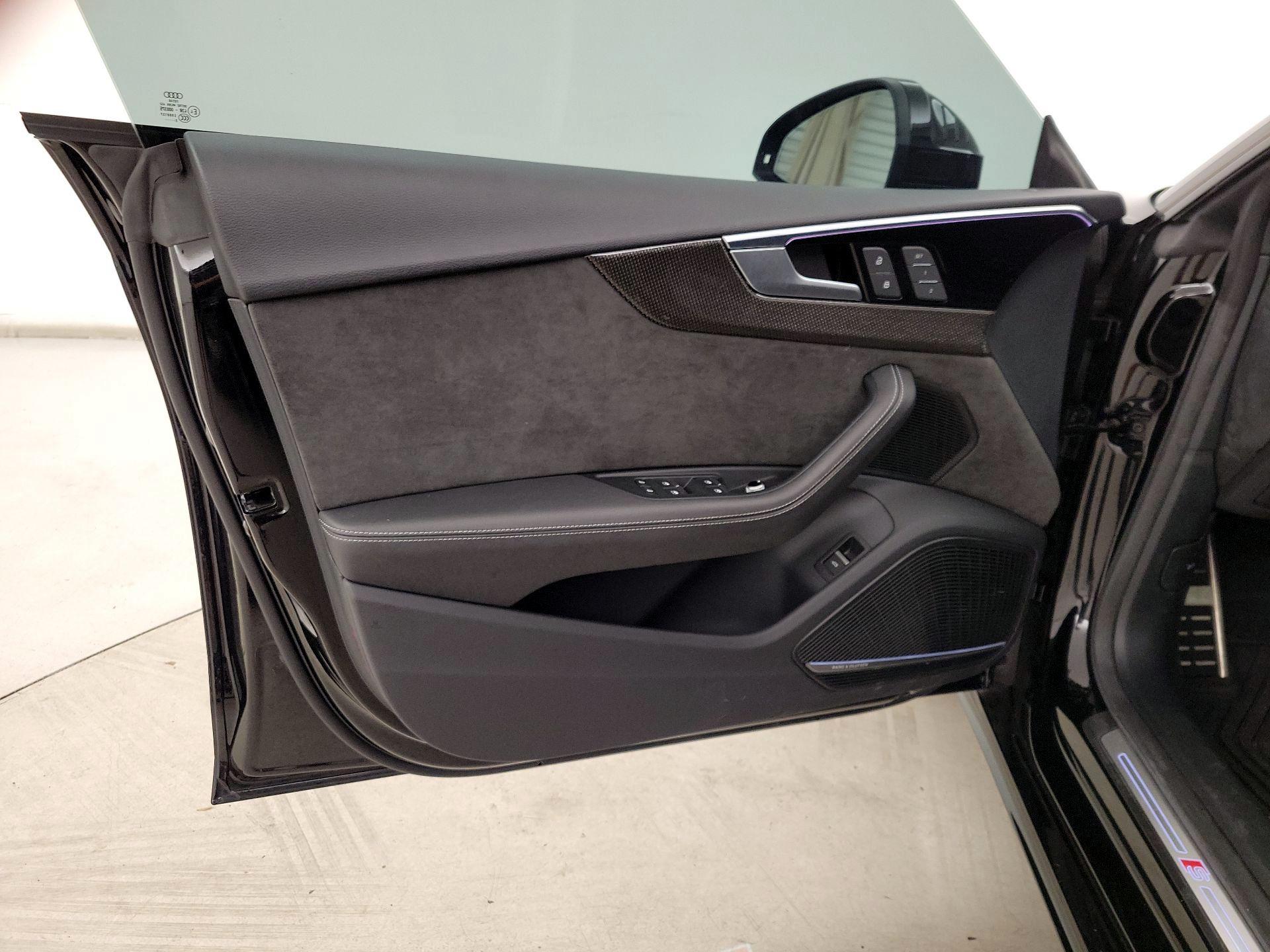 Thumbnail: 2021 Audi S5 - 12