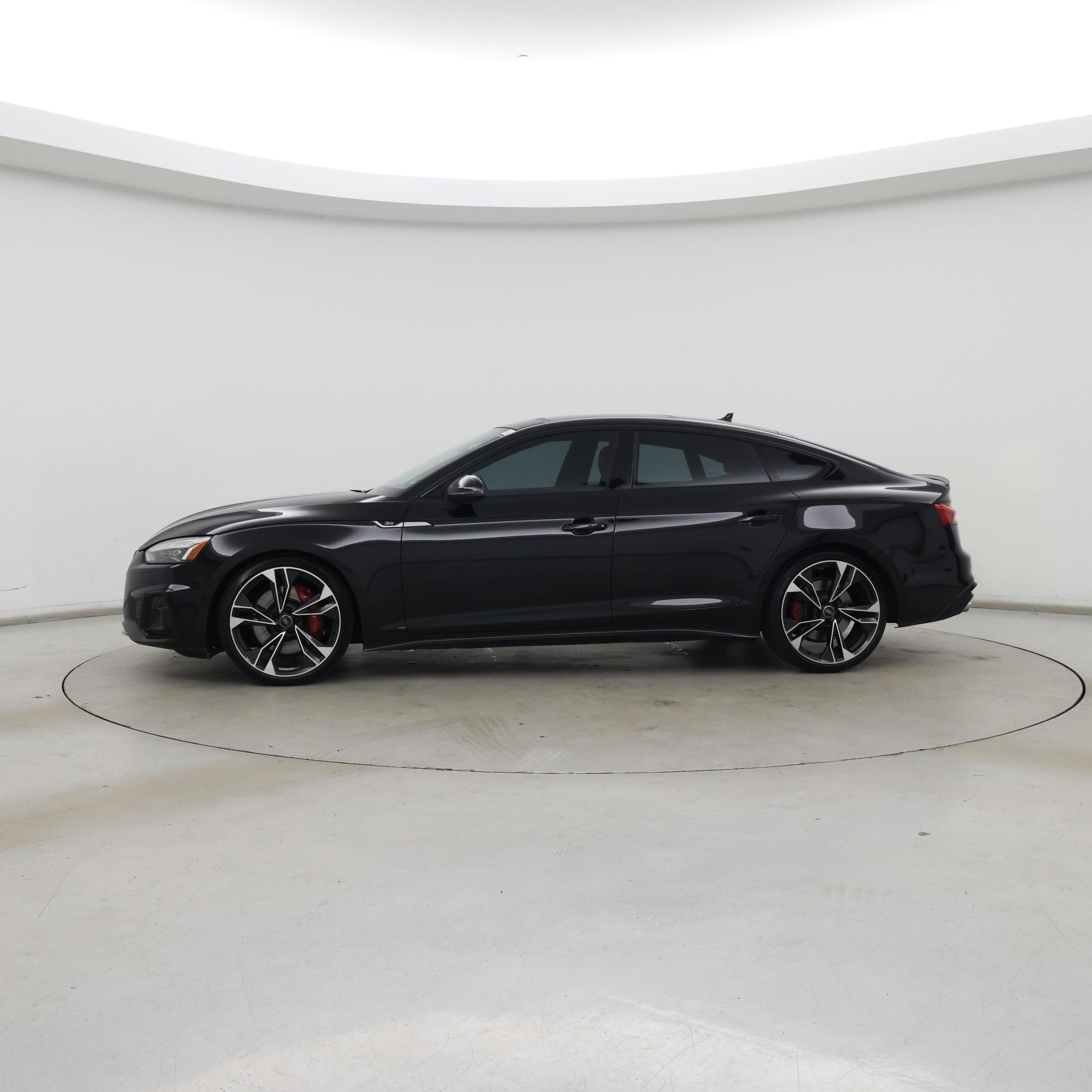 Thumbnail: 2021 Audi S5 - 3