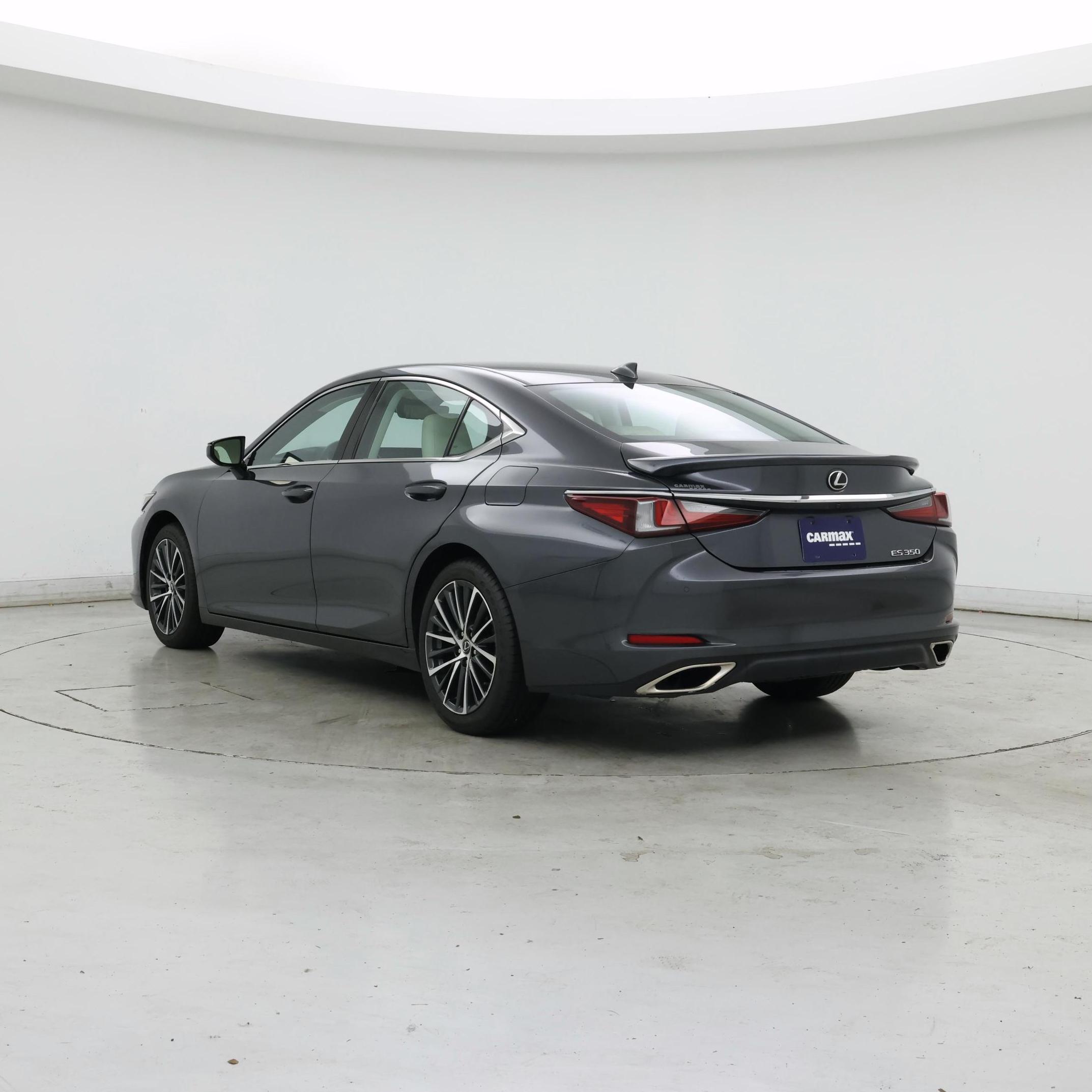 Thumbnail: 2022 Lexus ES - 2