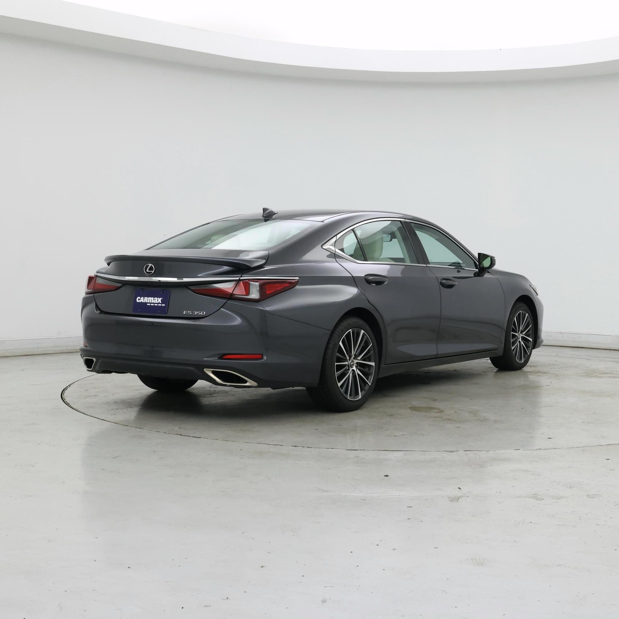 Thumbnail: 2022 Lexus ES - 8