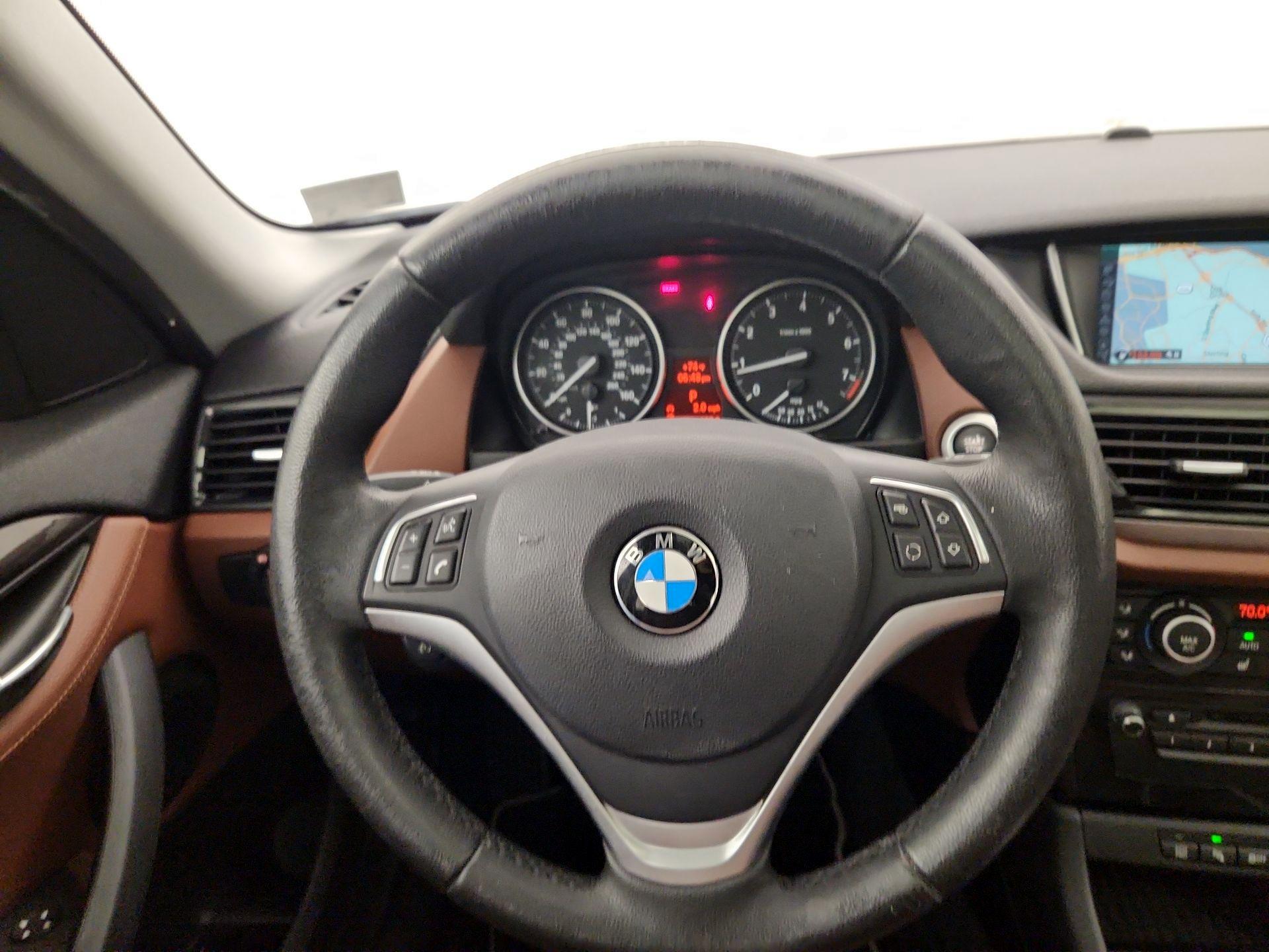 Thumbnail: 2015 BMW X1 - 10