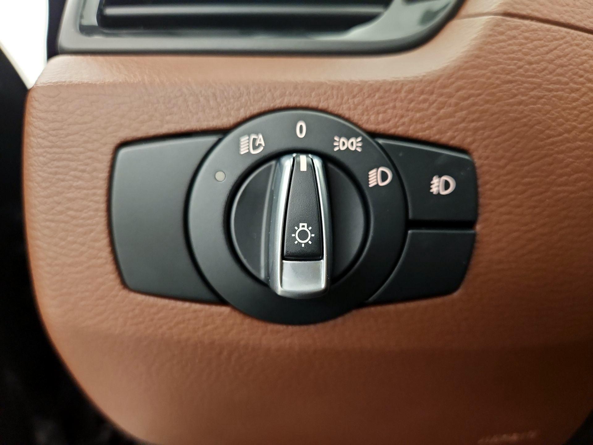 Thumbnail: 2015 BMW X1 - 13