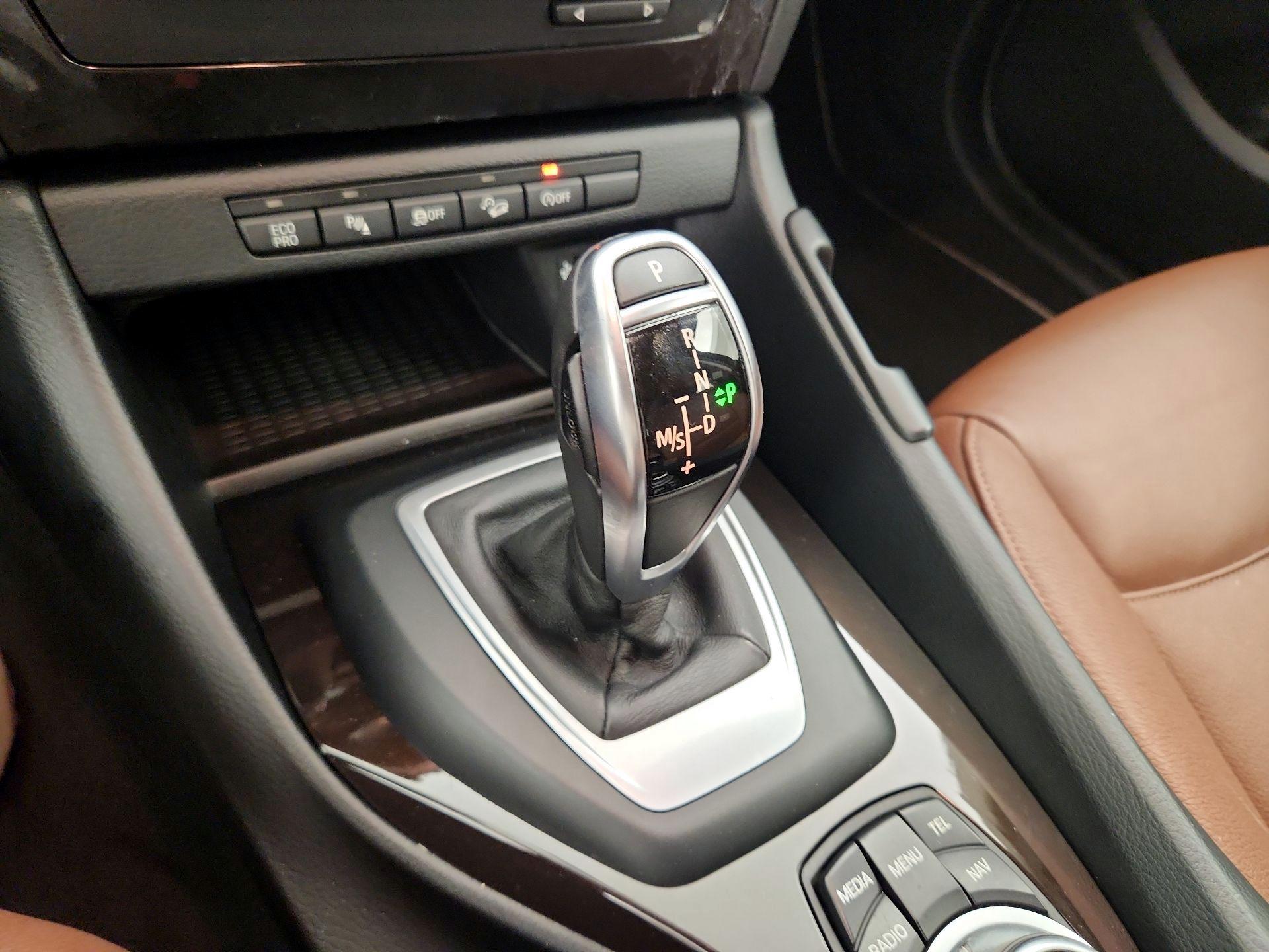 Thumbnail: 2015 BMW X1 - 18