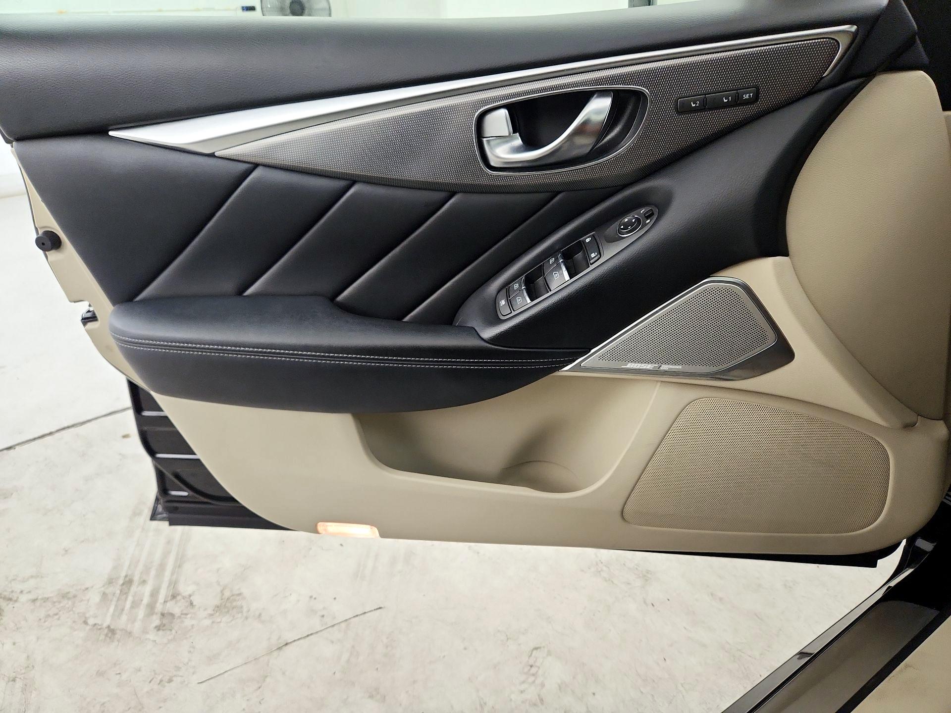 Thumbnail: 2017 INFINITI Q50 - 12