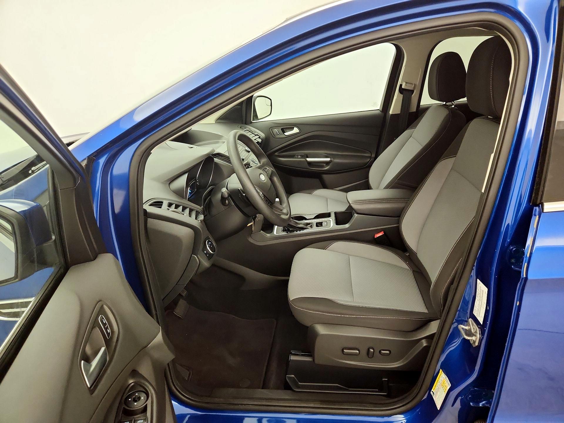Thumbnail: 2017 Ford Escape - 11
