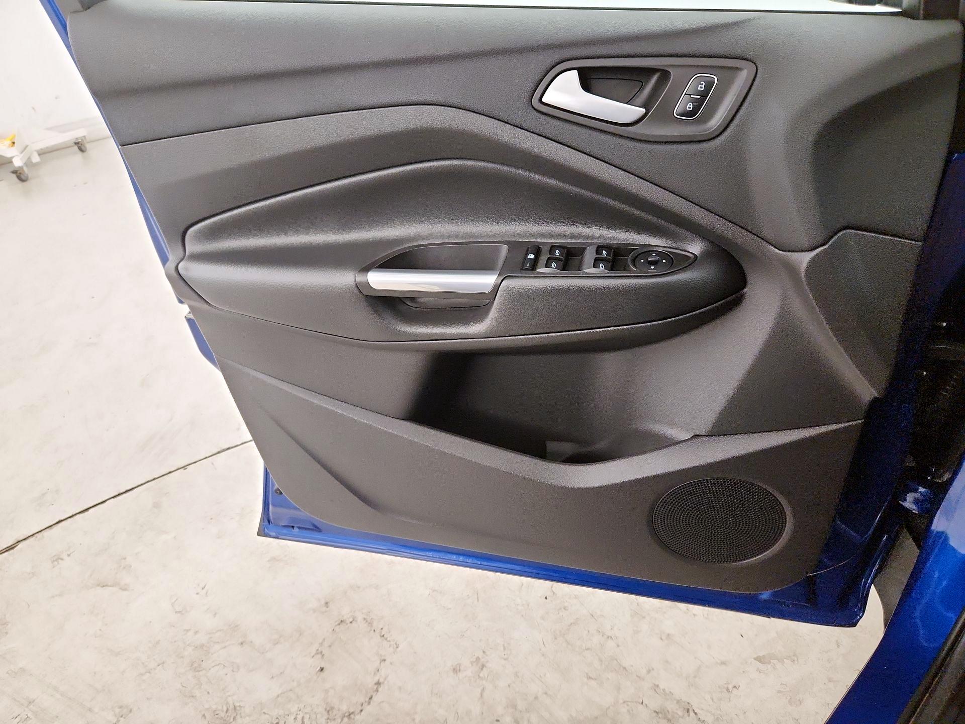 Thumbnail: 2017 Ford Escape - 12