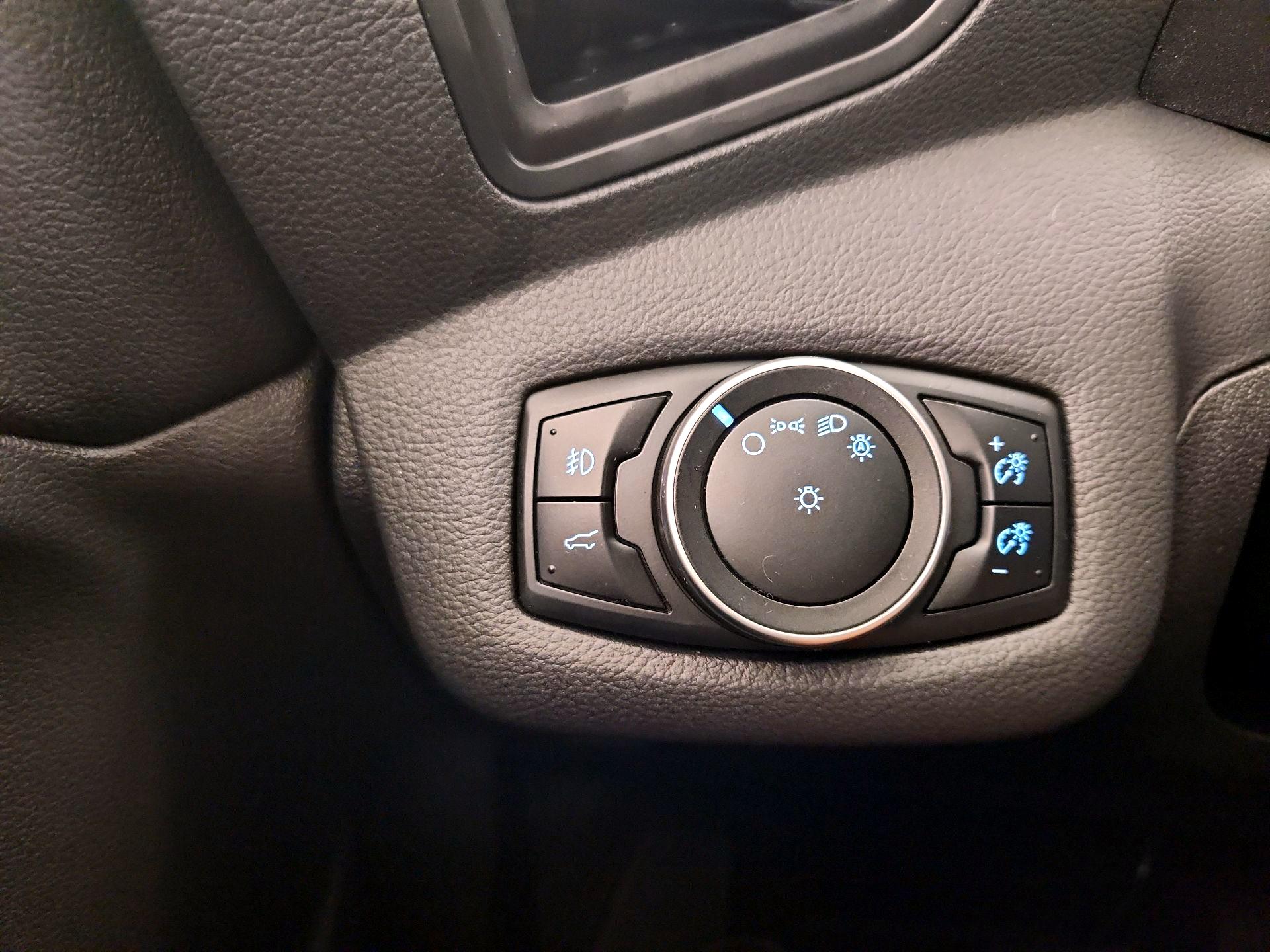 Thumbnail: 2017 Ford Escape - 13