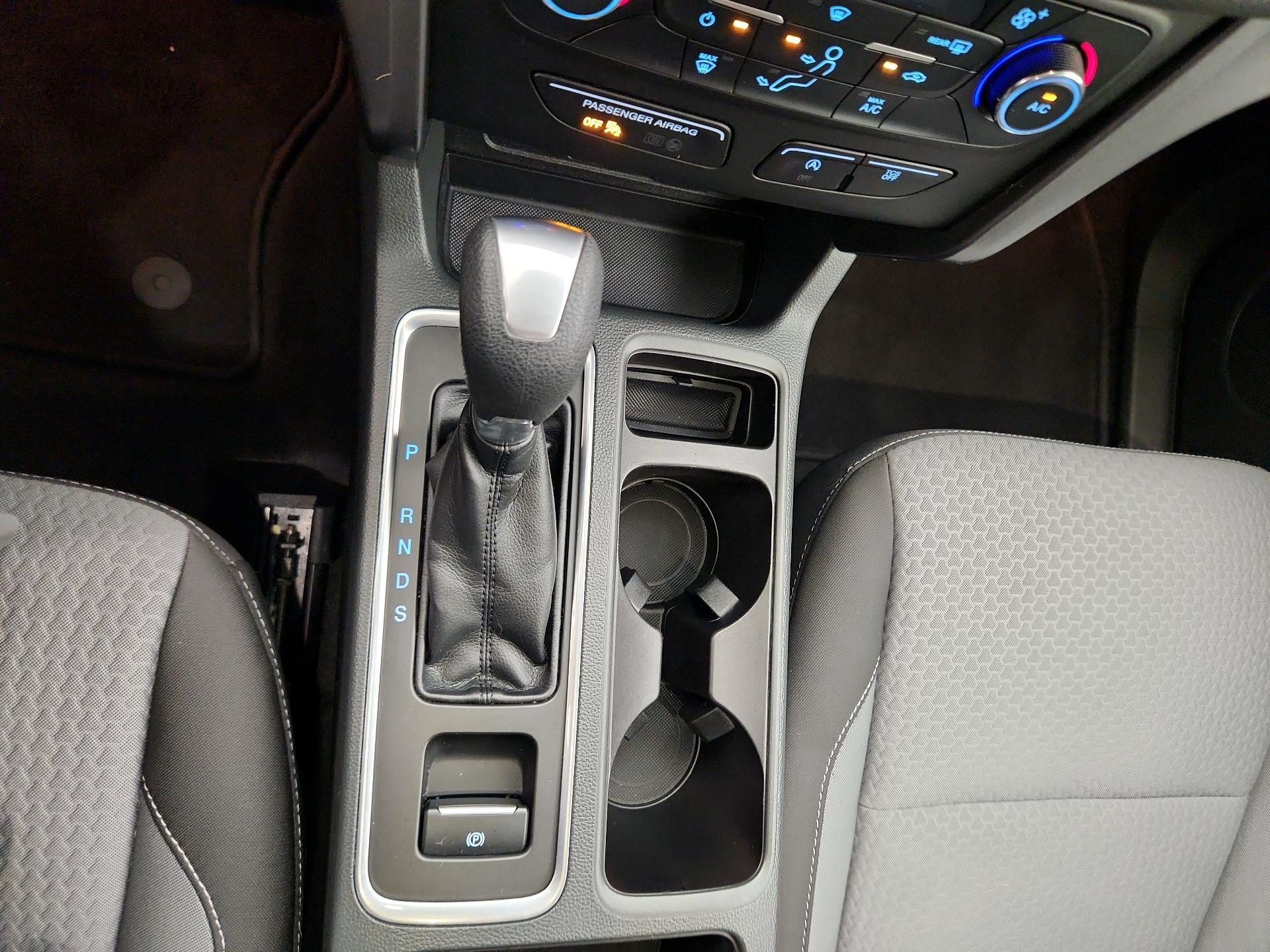 Thumbnail: 2017 Ford Escape - 17