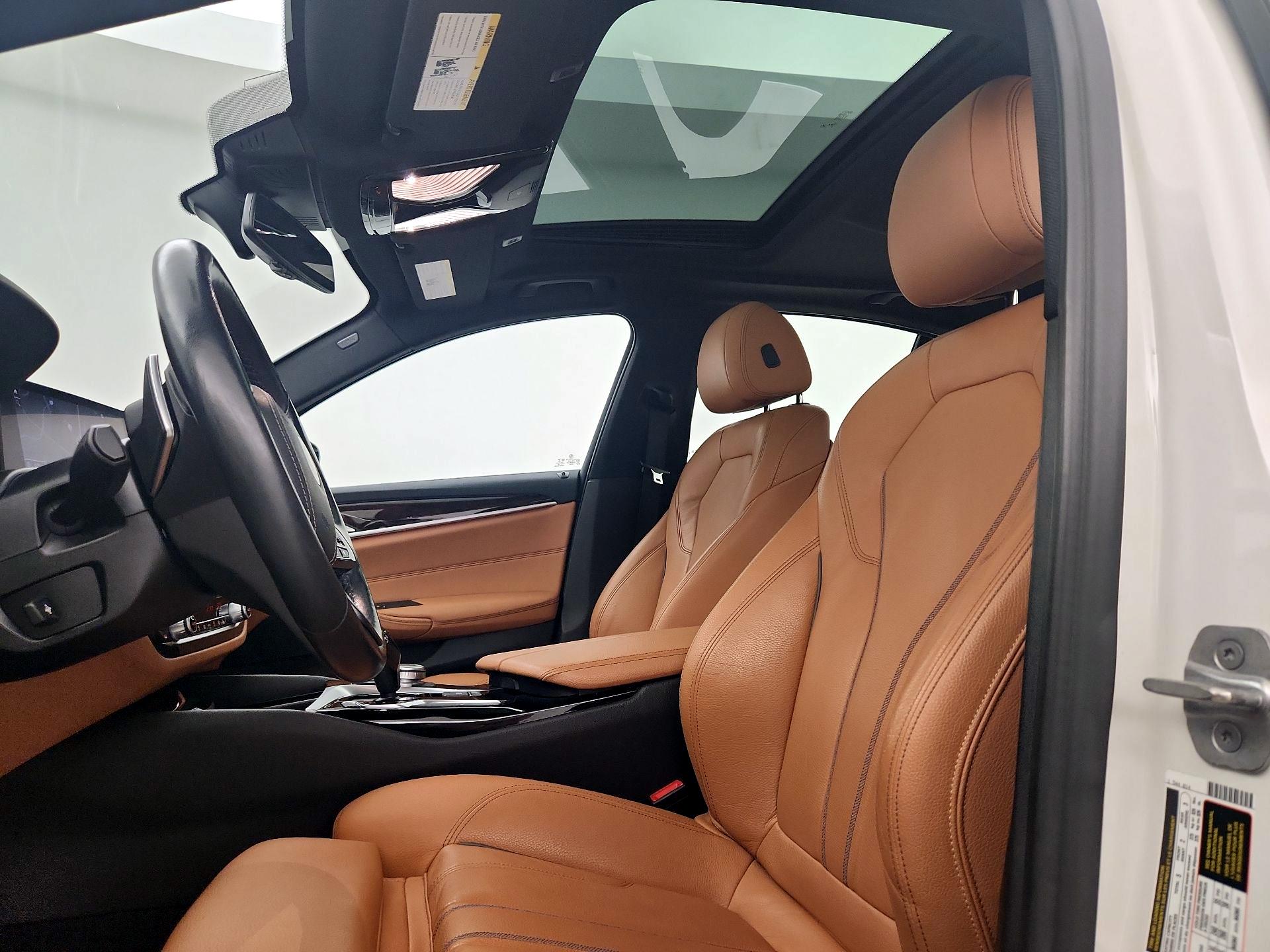 Thumbnail: 2020 BMW 5 Series - 20