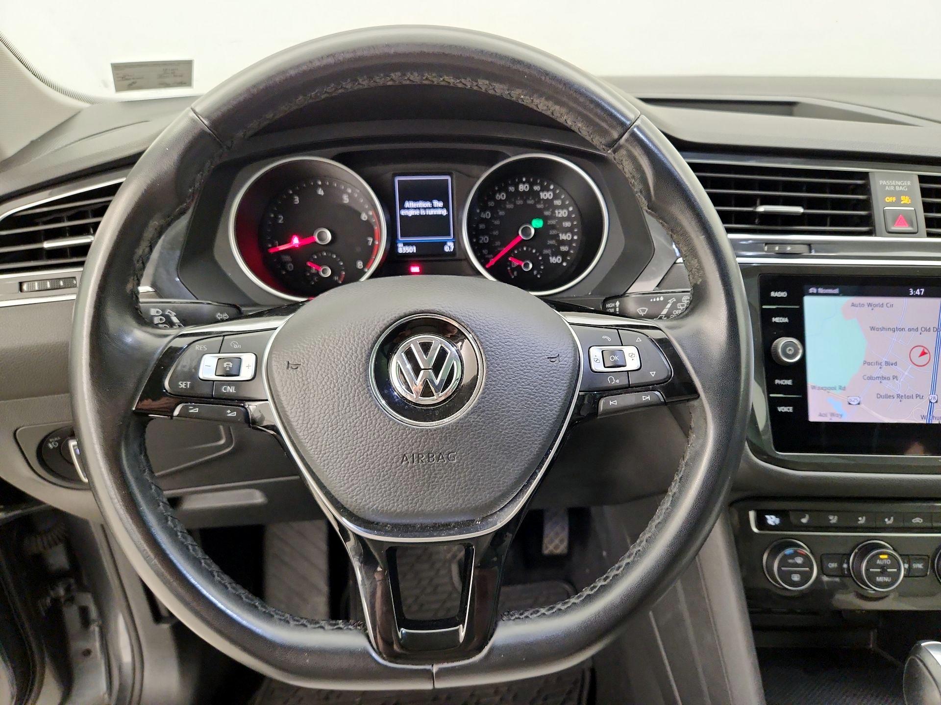 Thumbnail: 2018 Volkswagen Tiguan - 10