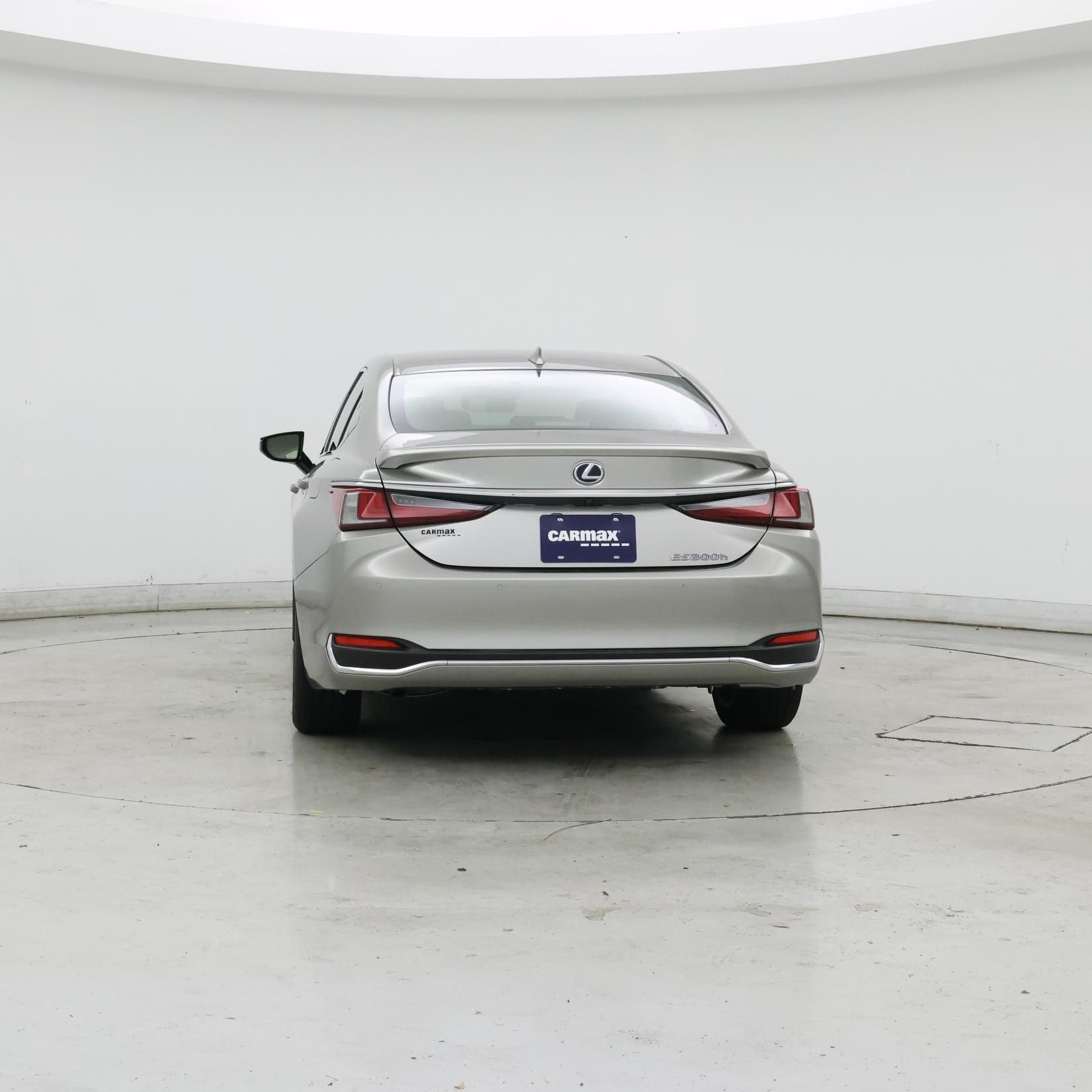 Thumbnail: 2019 Lexus ES - 6
