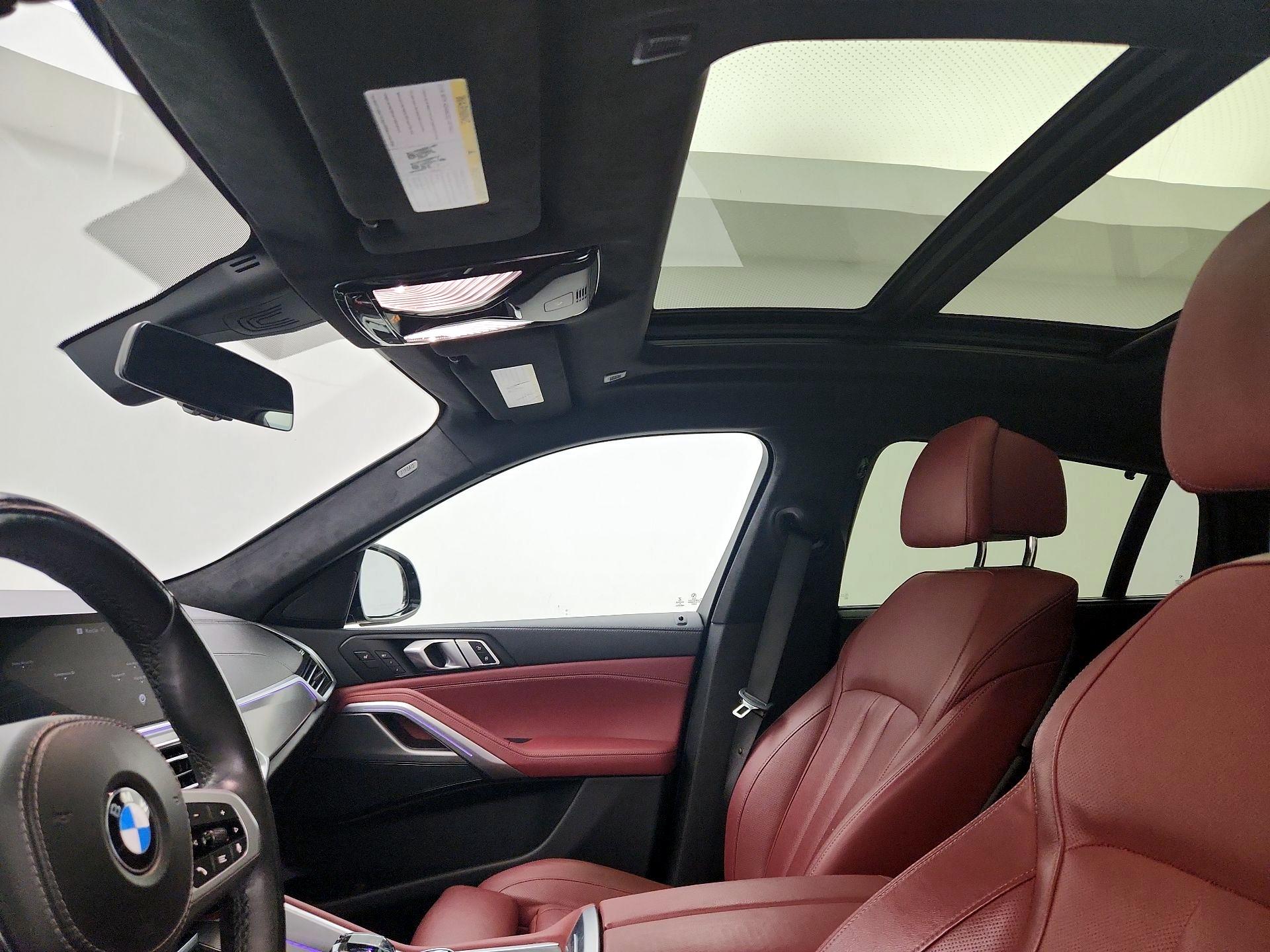 Thumbnail: 2022 BMW X6 - 20