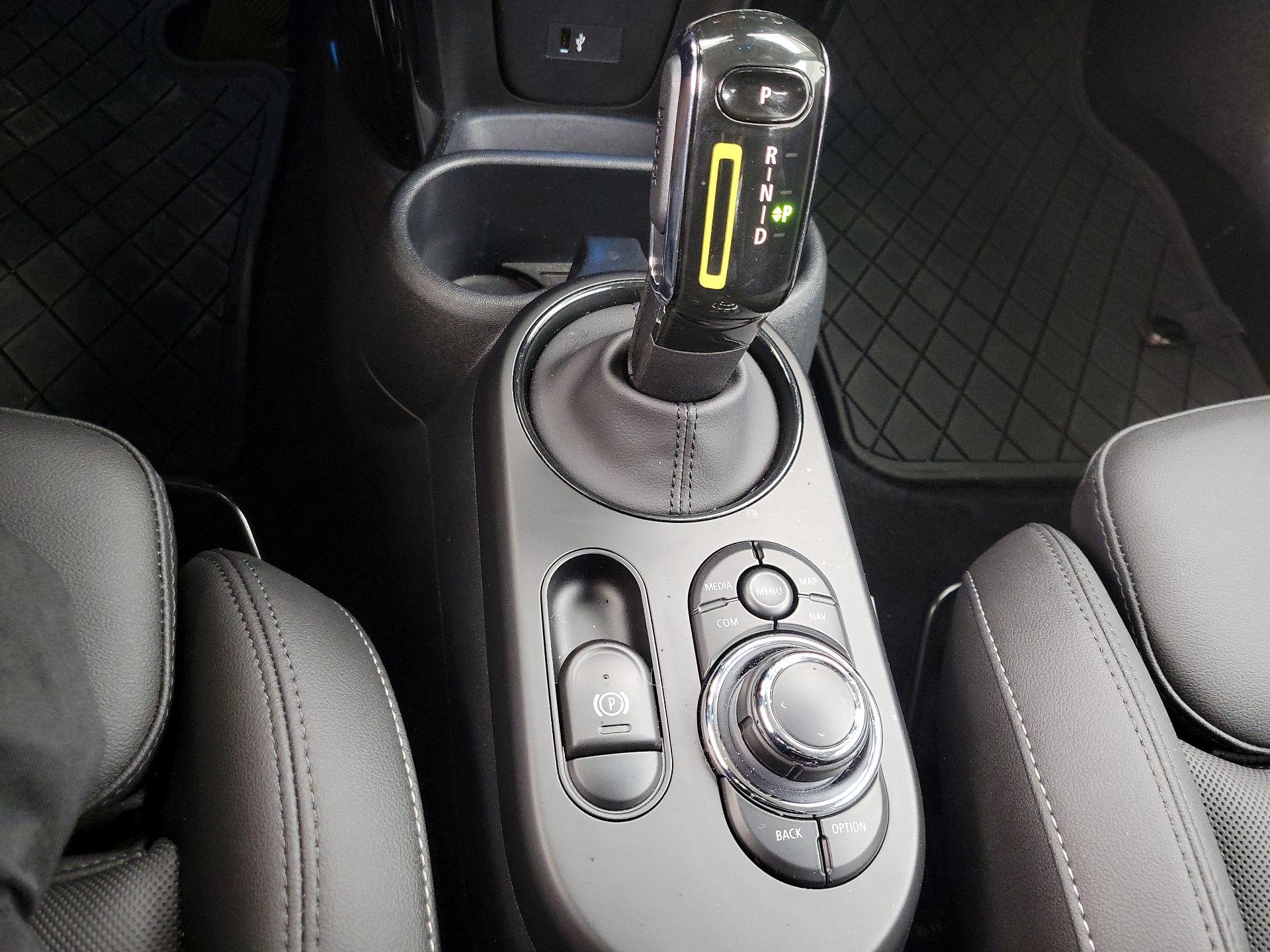 Thumbnail: 2024 MINI Cooper Hardtop - 18