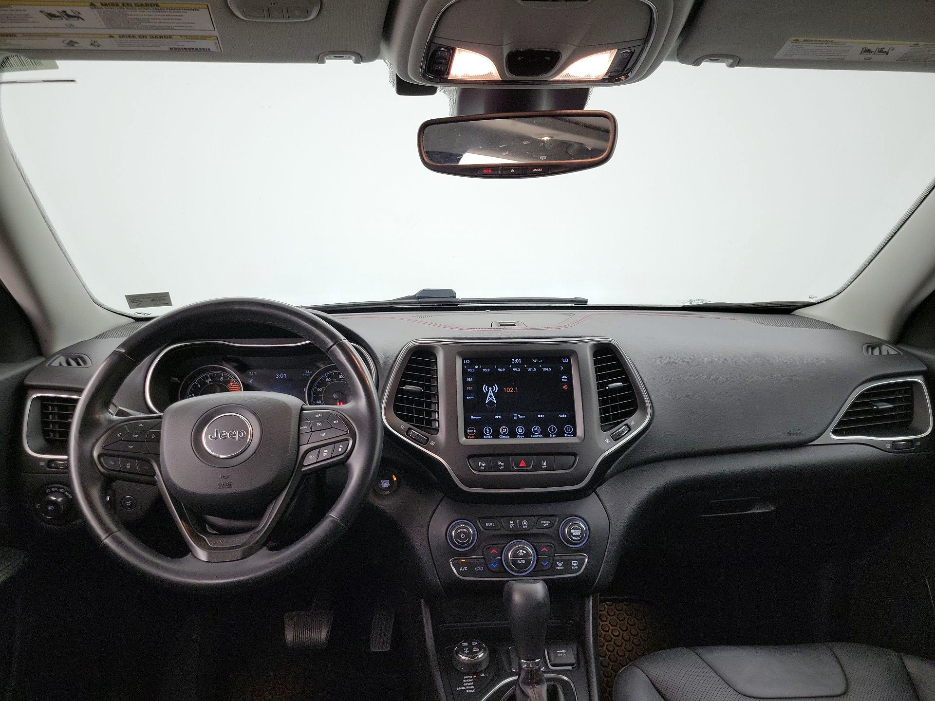 Thumbnail: 2019 Jeep Cherokee - 9