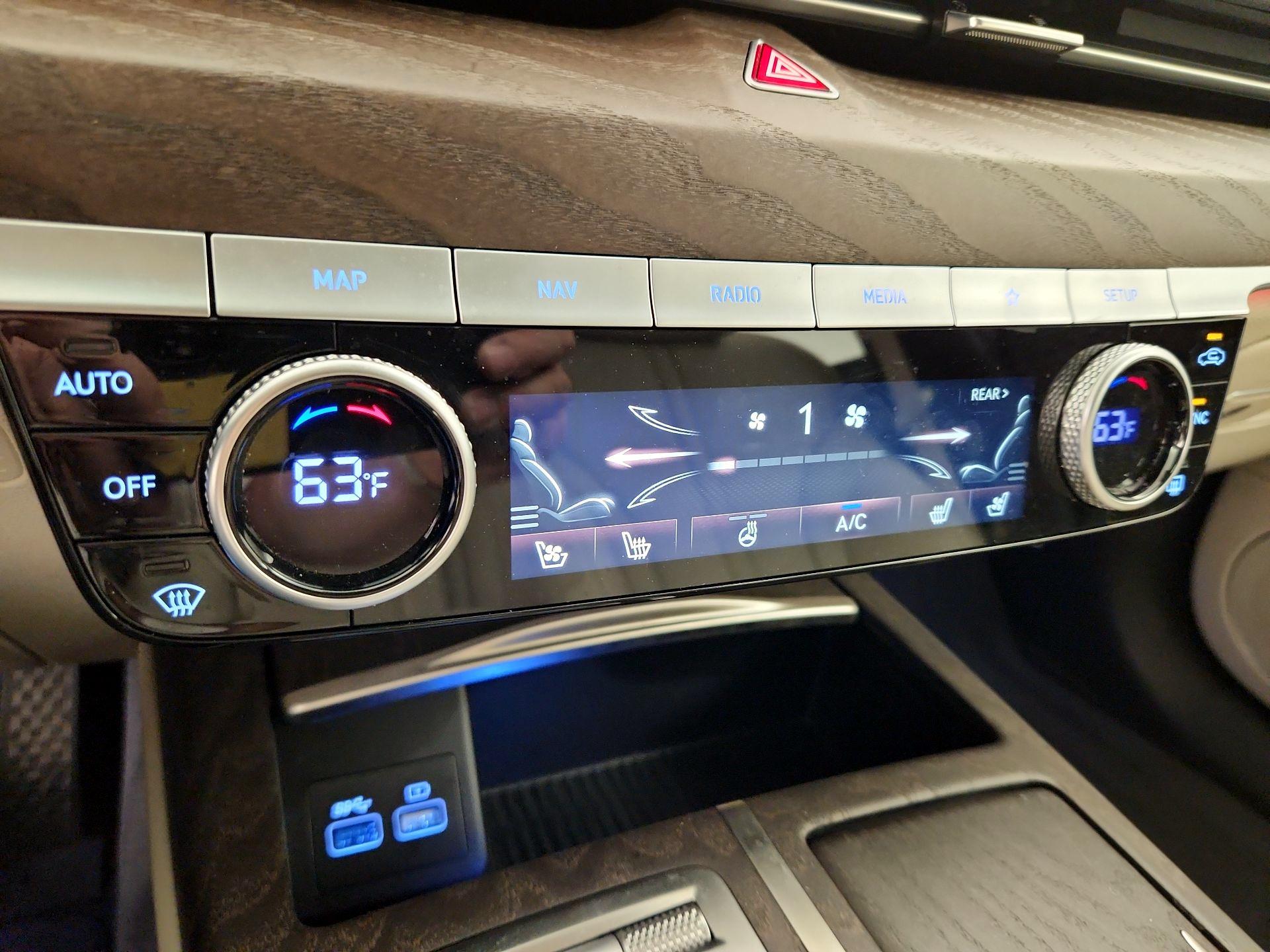 Thumbnail: 2023 Genesis G80 - 15