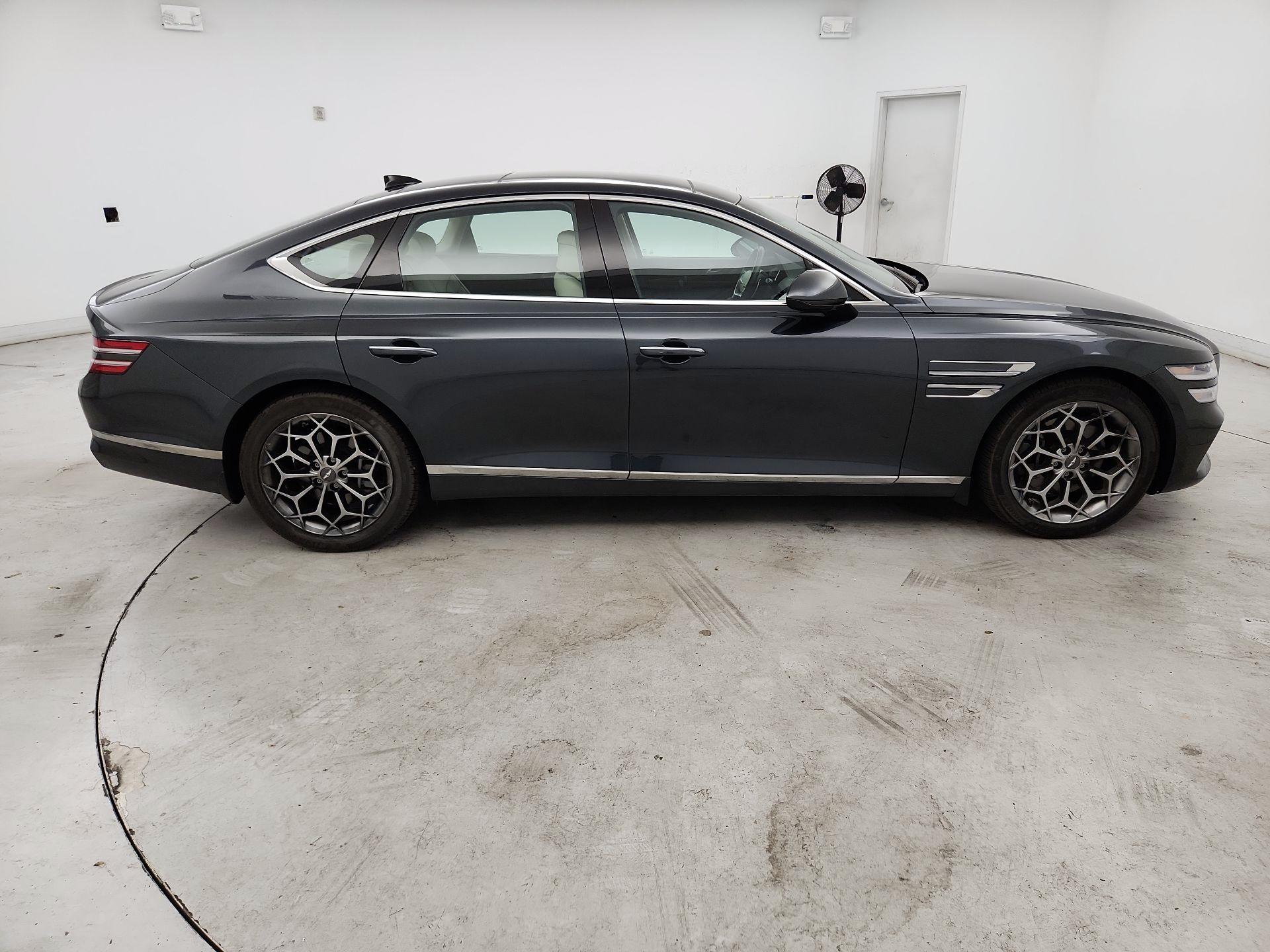 Thumbnail: 2023 Genesis G80 - 4