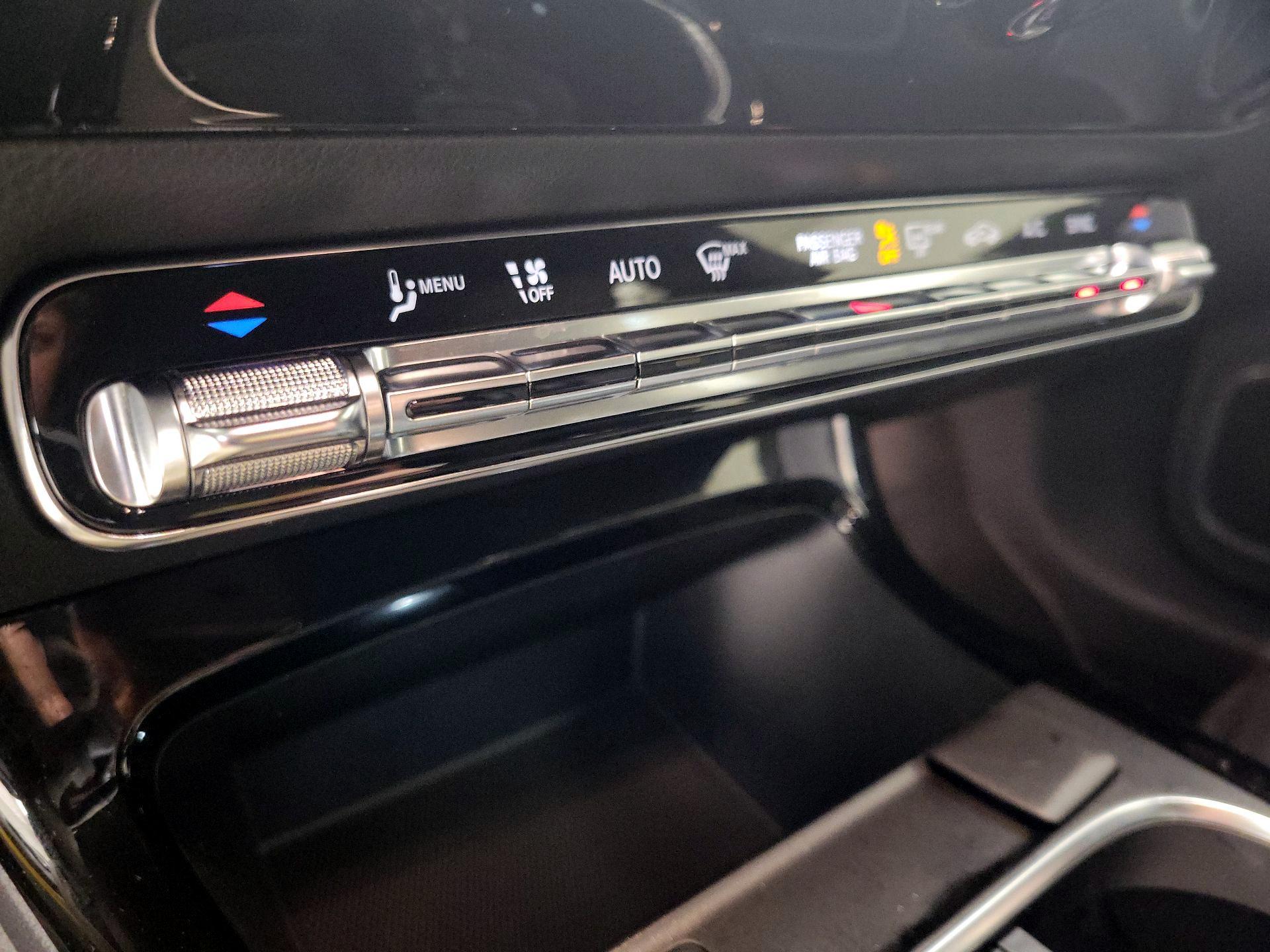 Thumbnail: 2020 Mercedes-Benz CLA - 16