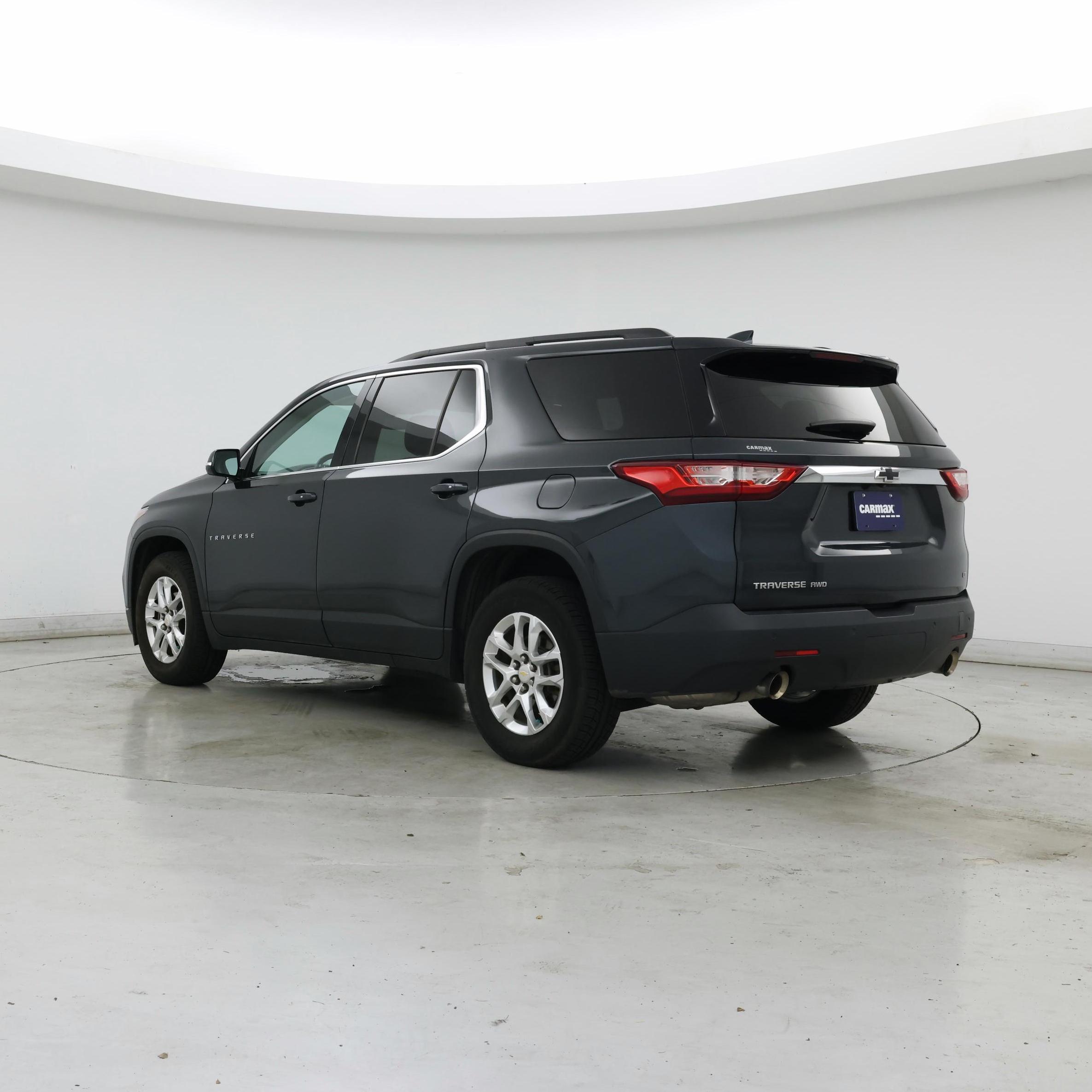 Thumbnail: 2019 Chevrolet Traverse - 2