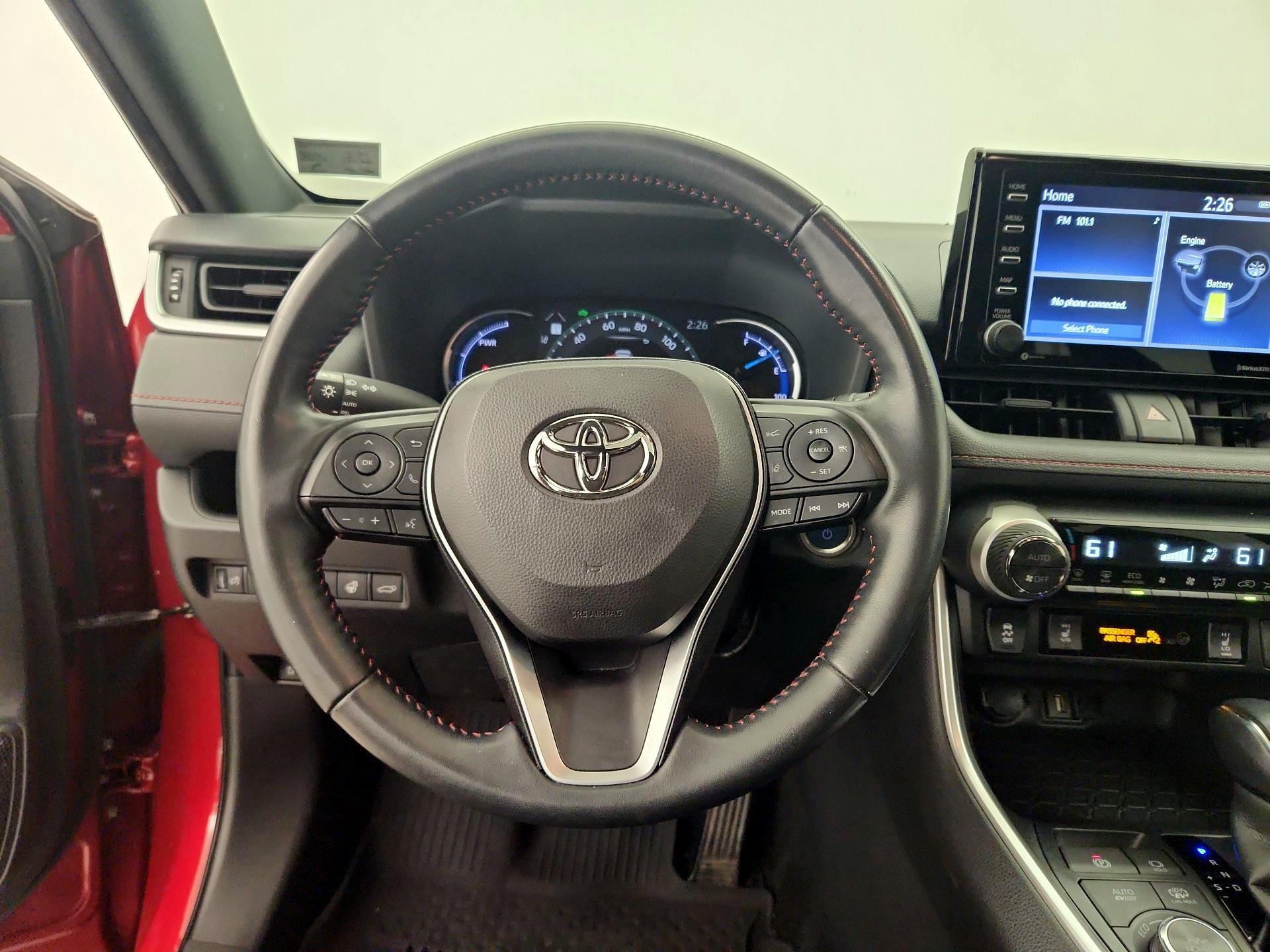 Thumbnail: 2021 Toyota RAV4 - 10