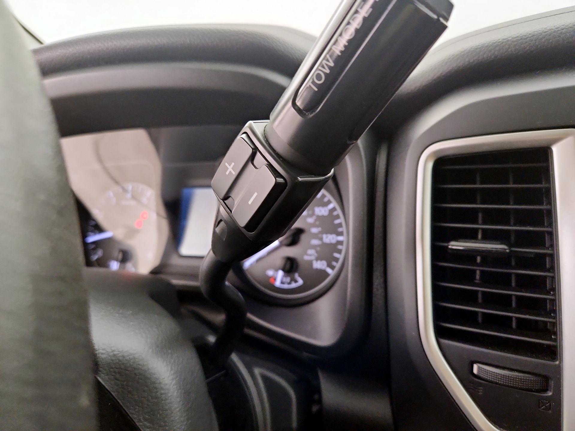 Thumbnail: 2017 Nissan Titan - 16
