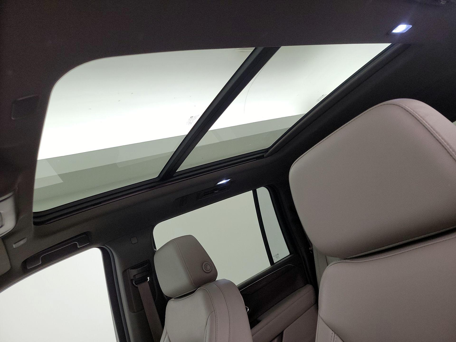 Thumbnail: 2021 Chevrolet Suburban - 19
