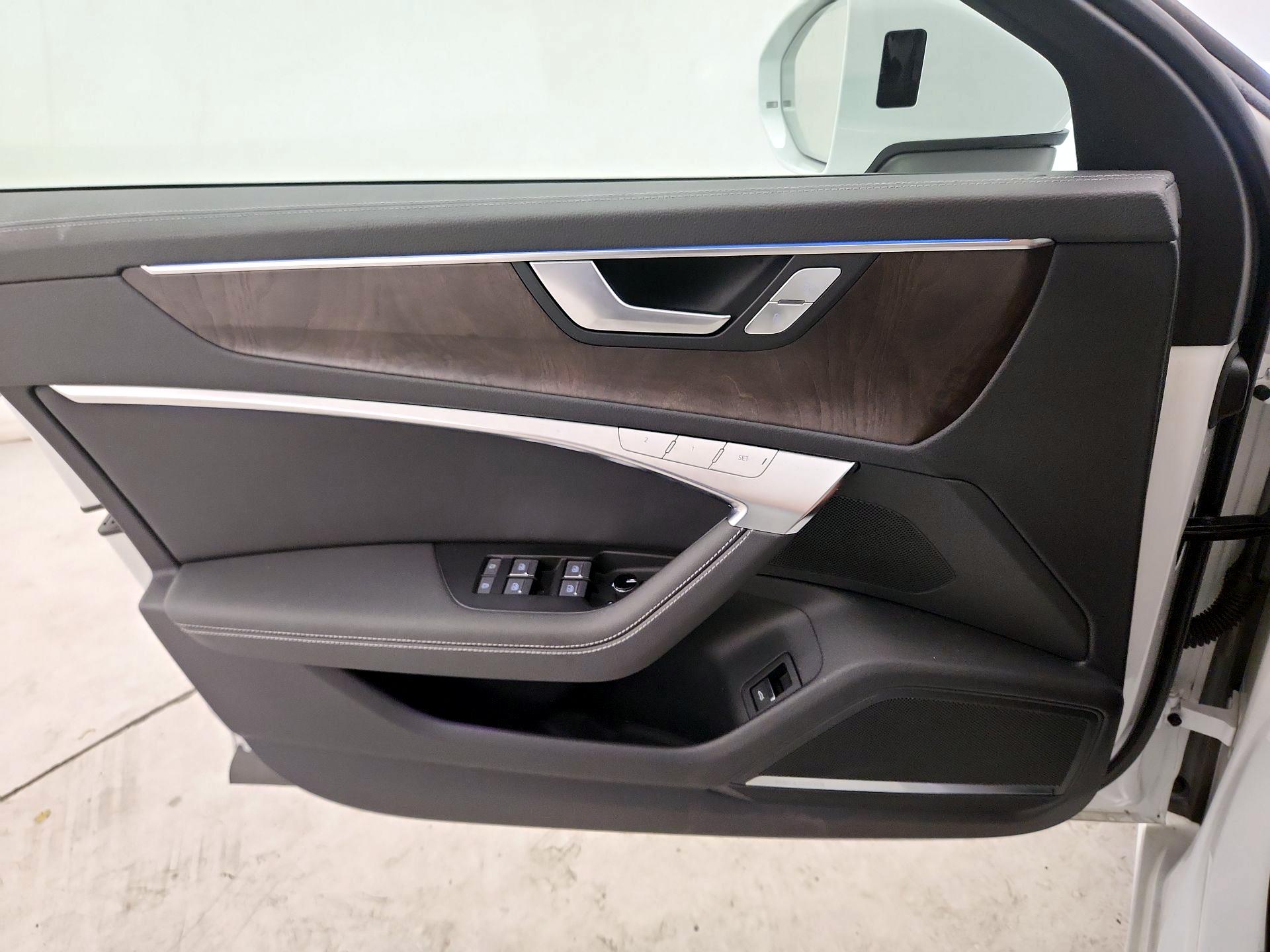 Thumbnail: 2019 Audi A6 - 12