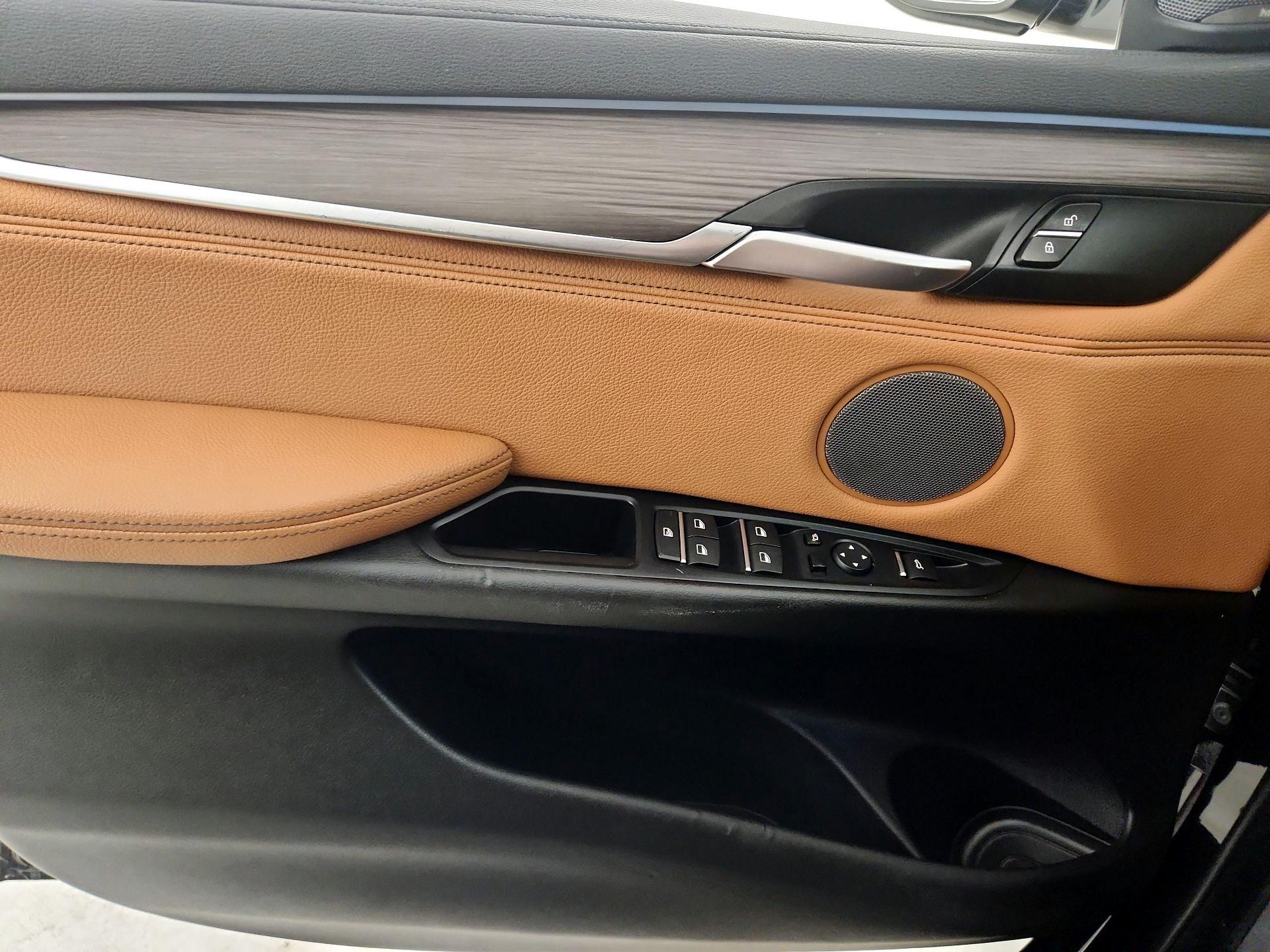 Thumbnail: 2019 BMW X6 - 12