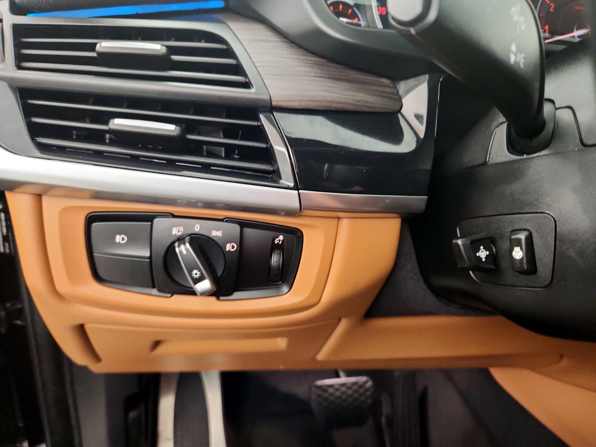 Thumbnail: 2019 BMW X6 - 13