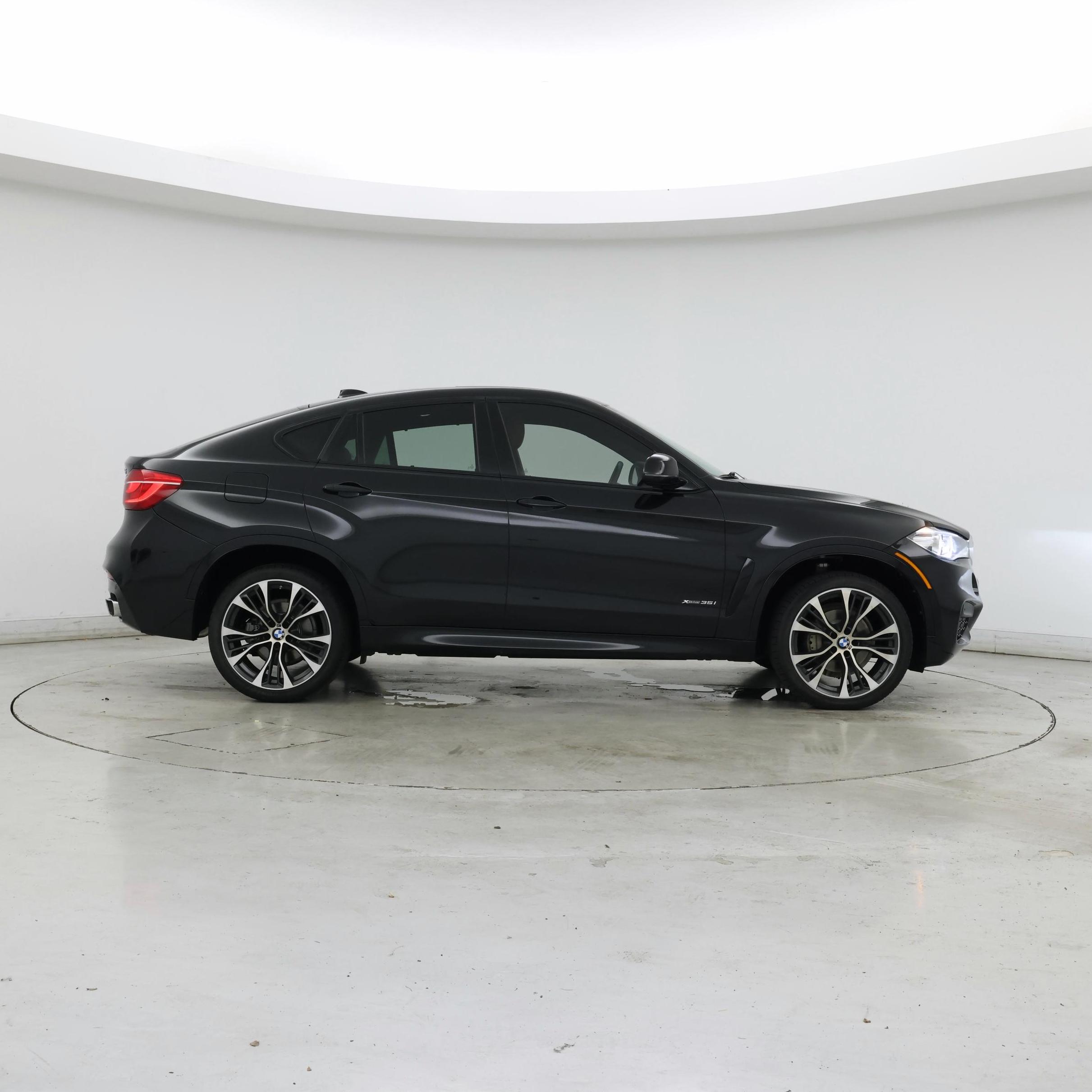 Thumbnail: 2019 BMW X6 - 7