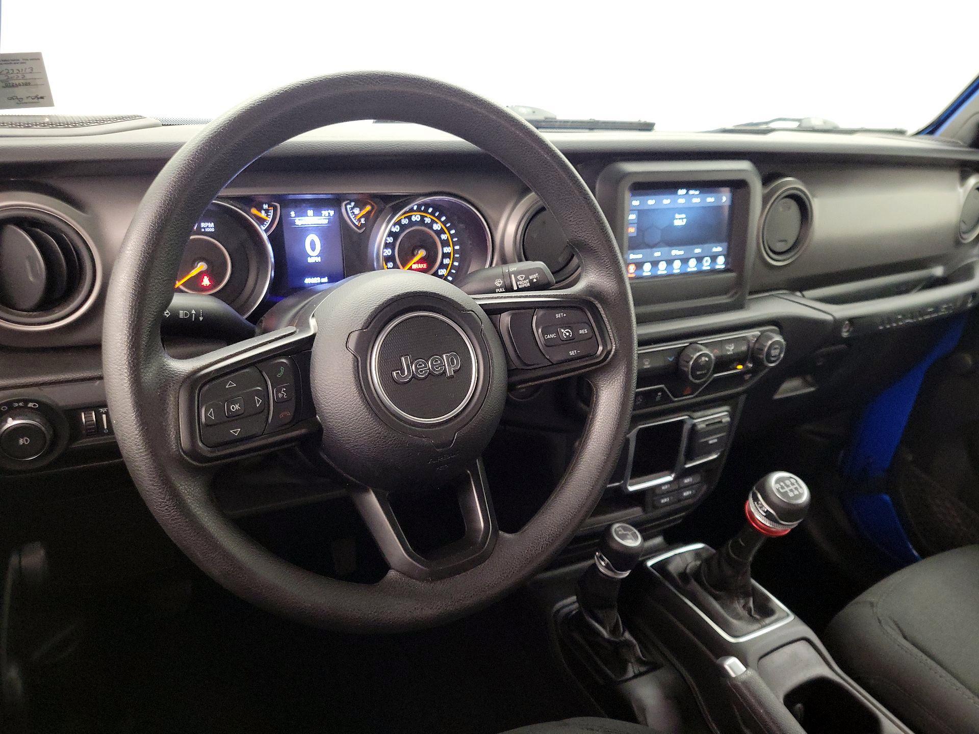 Thumbnail: 2022 Jeep Wrangler - 9
