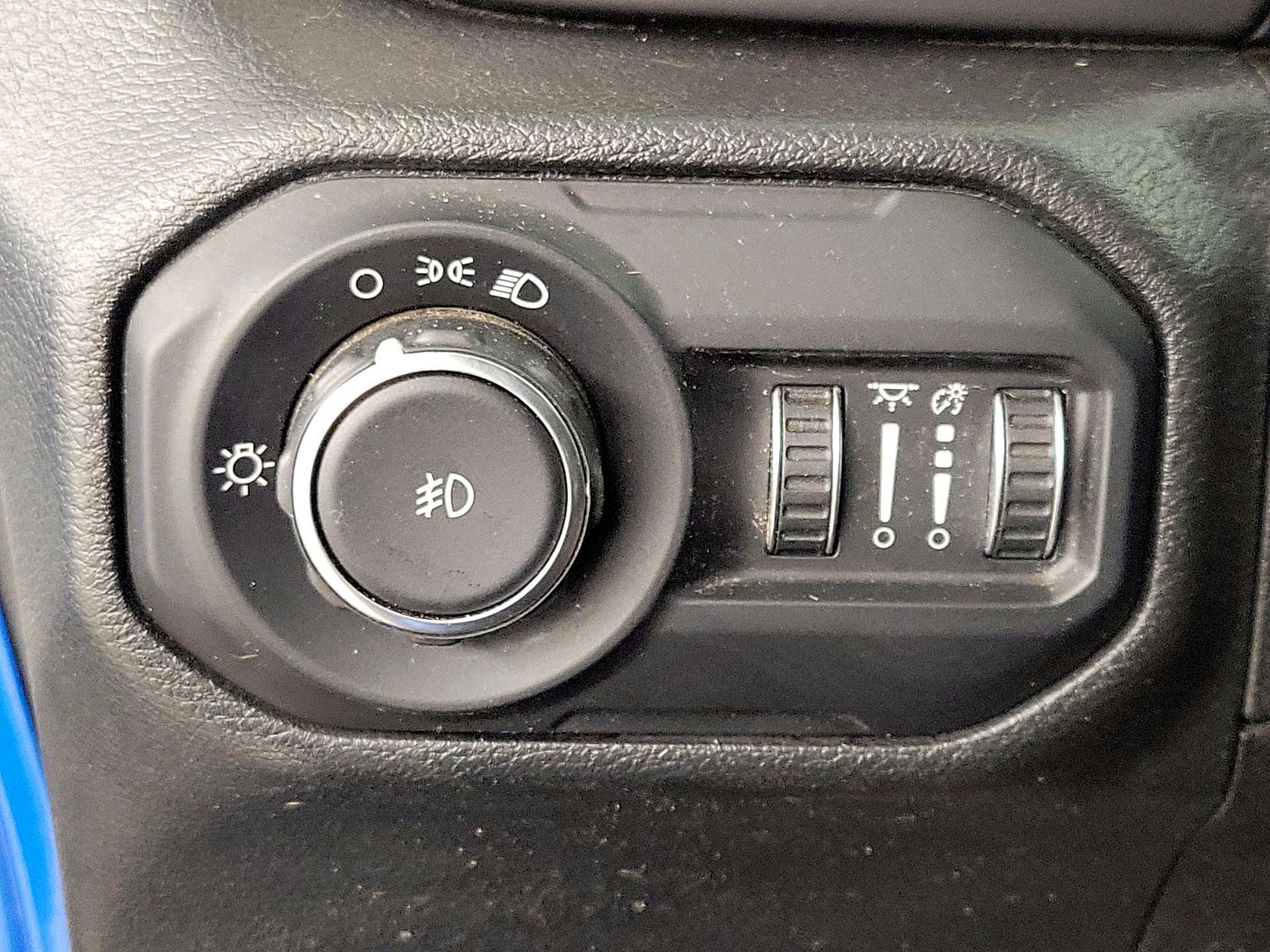 Thumbnail: 2022 Jeep Wrangler - 13