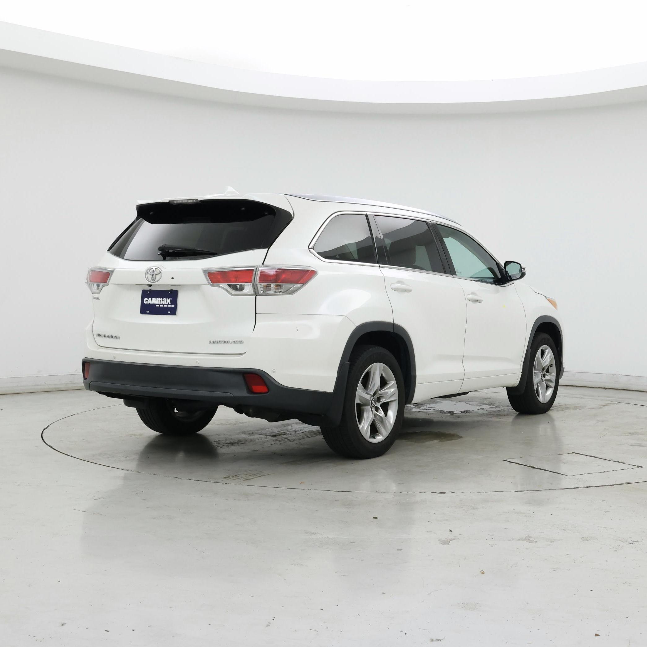 Thumbnail: 2016 Toyota Highlander - 8