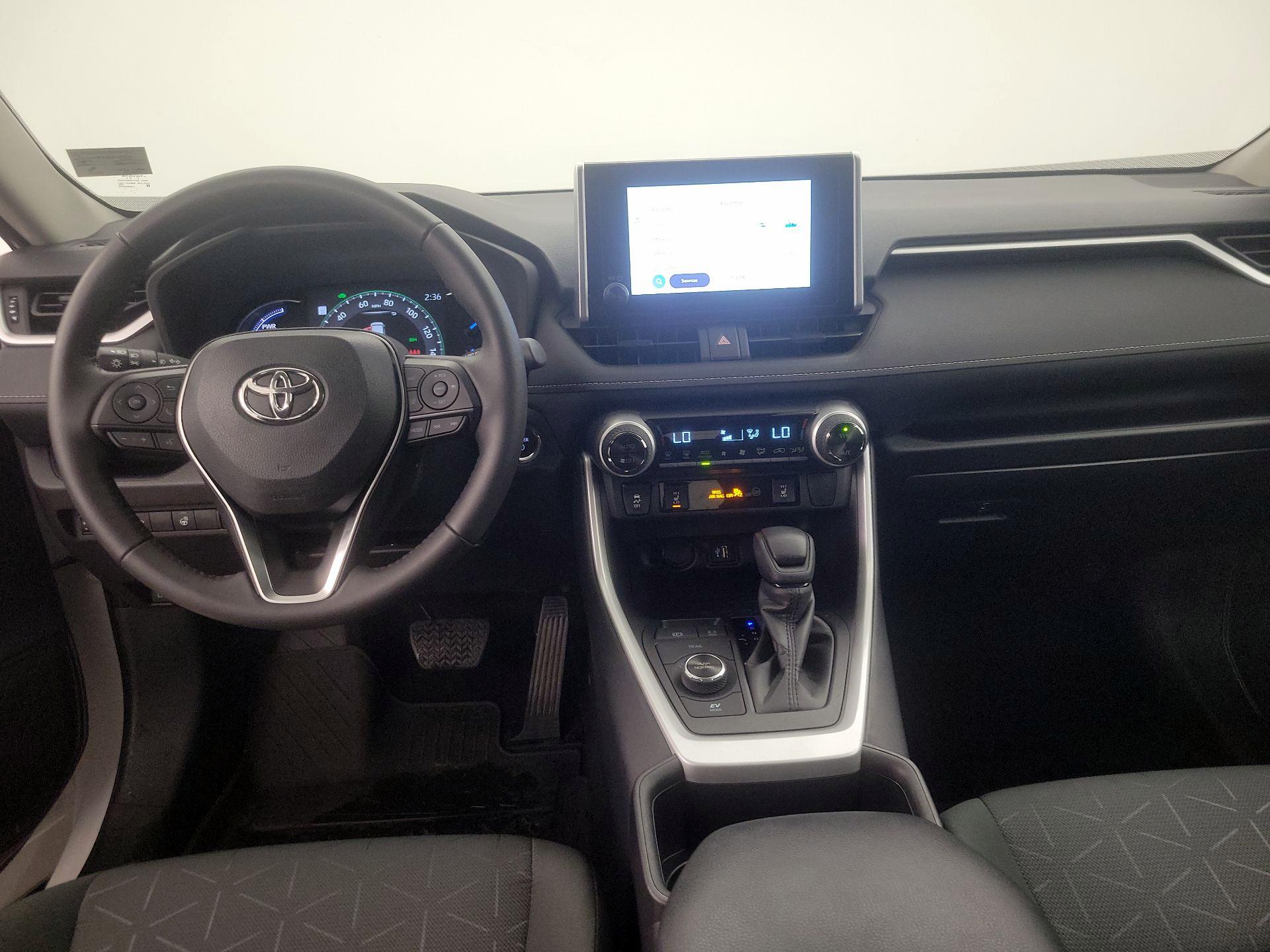 Thumbnail: 2025 Toyota RAV4 - 9