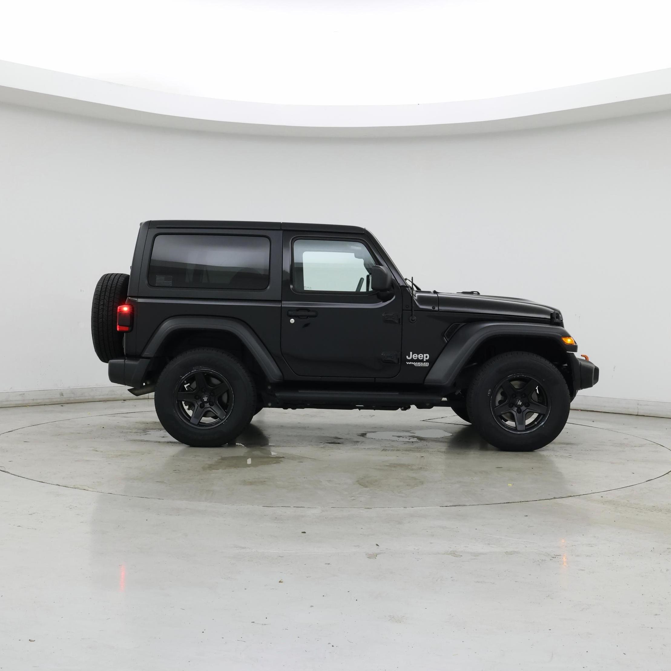 Thumbnail: 2019 Jeep Wrangler - 7