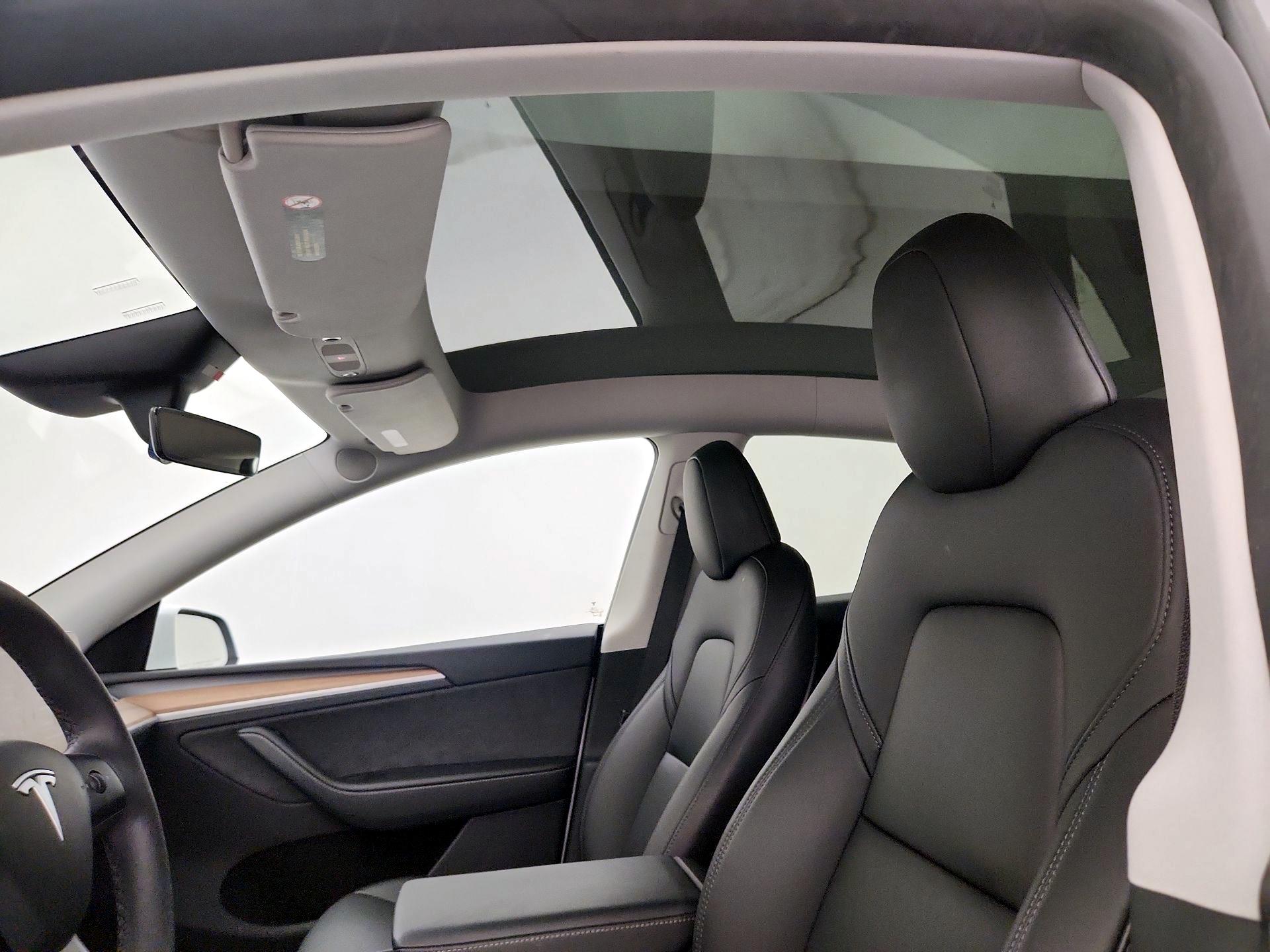 Thumbnail: 2023 Tesla Model Y - 20