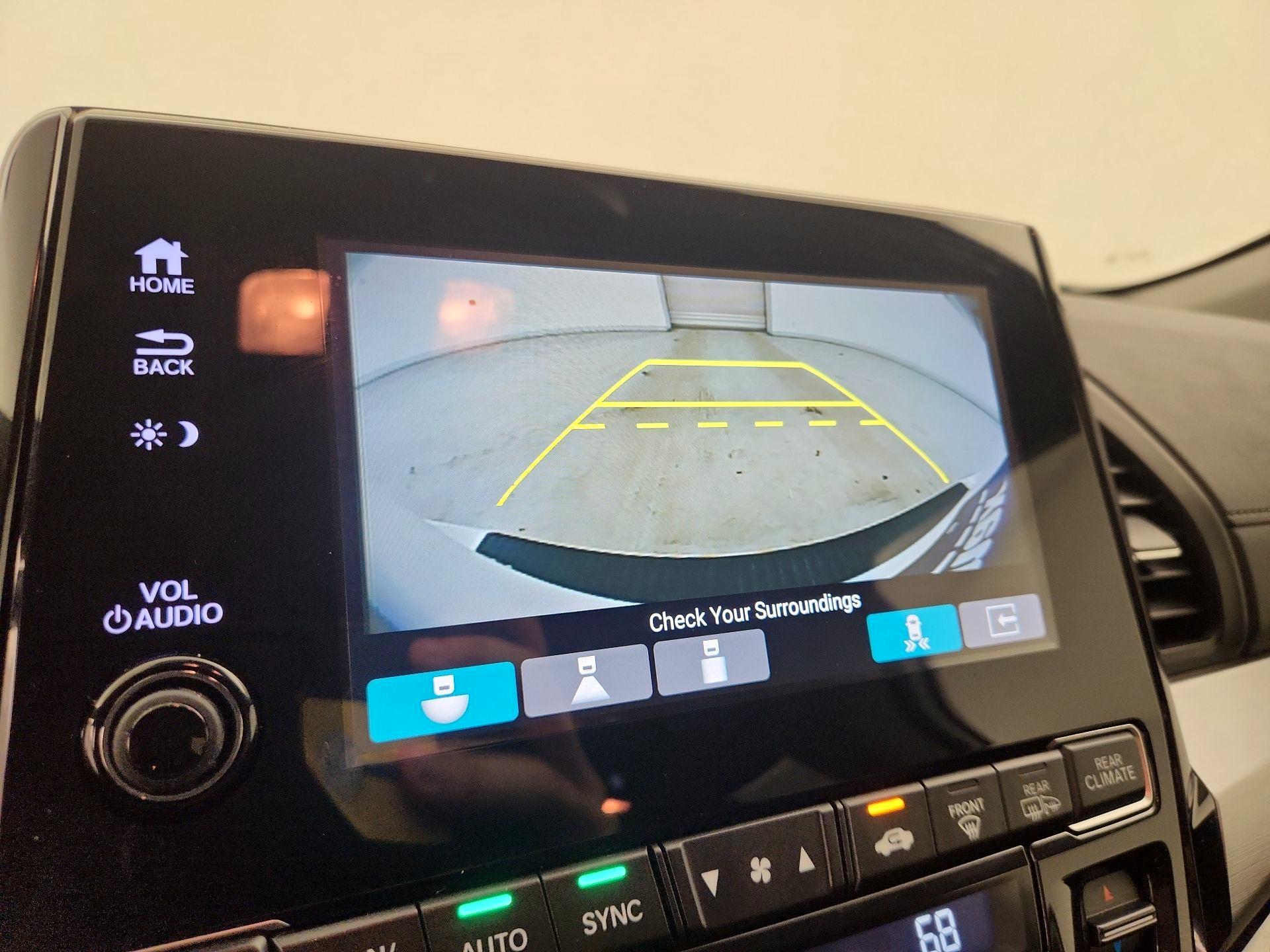 Thumbnail: 2019 Honda Odyssey - 14