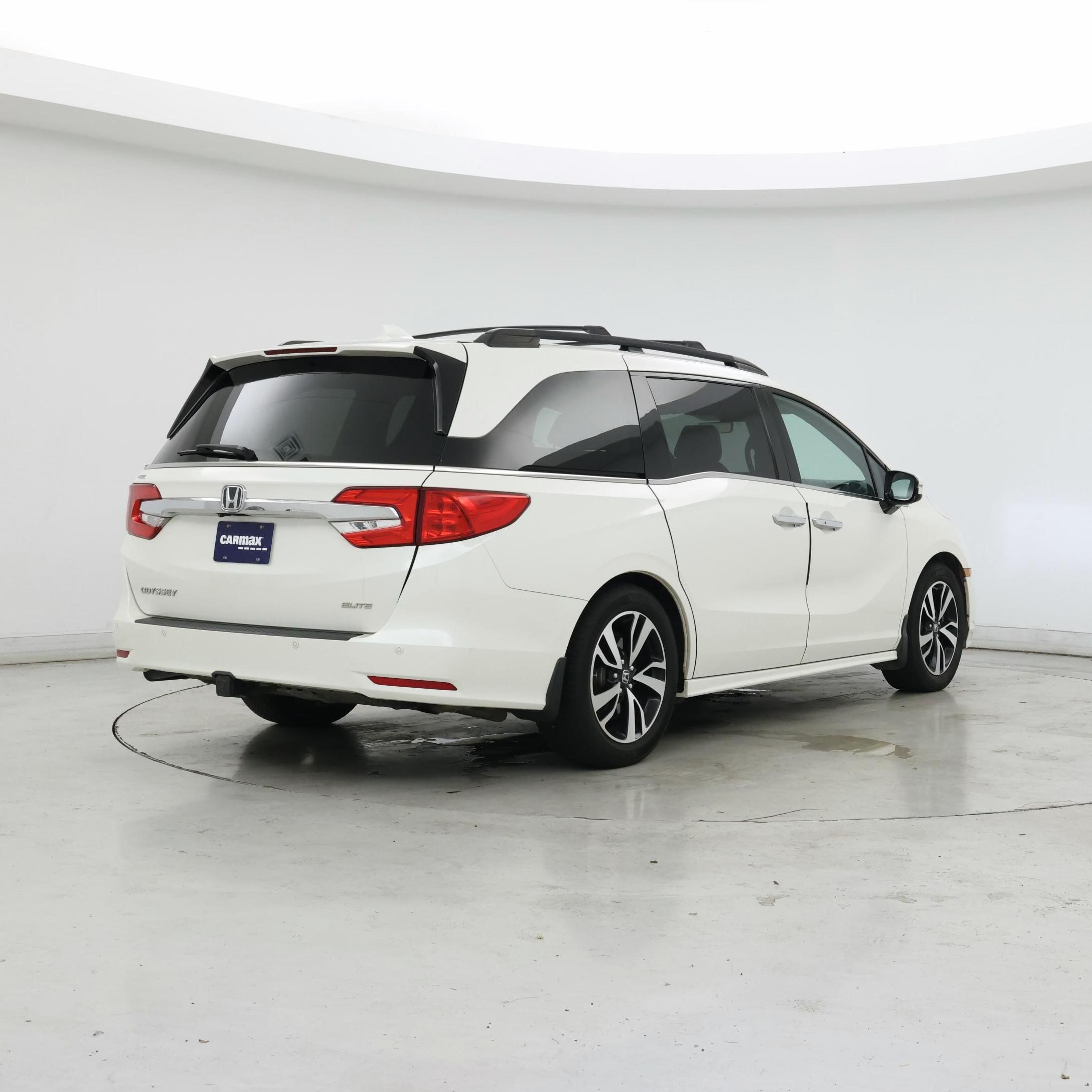Thumbnail: 2019 Honda Odyssey - 8