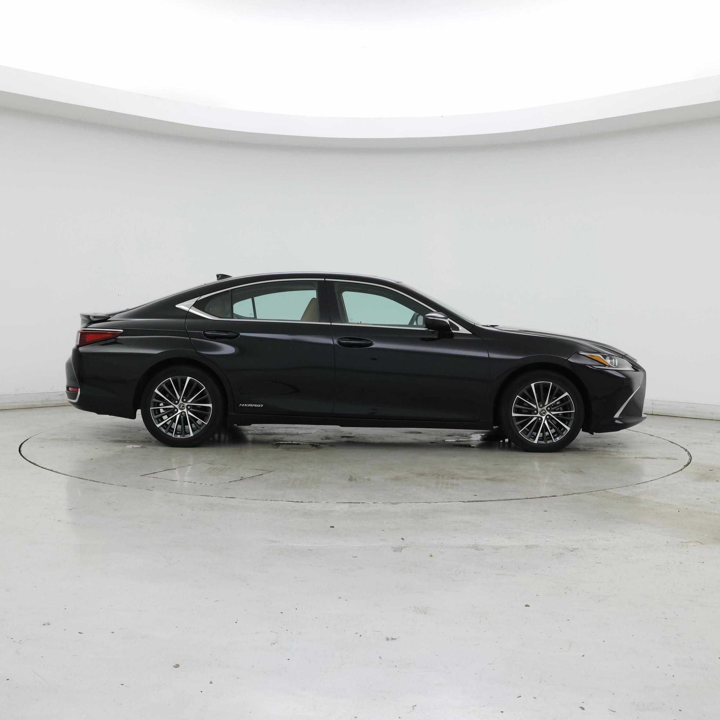Thumbnail: 2022 Lexus ES - 7