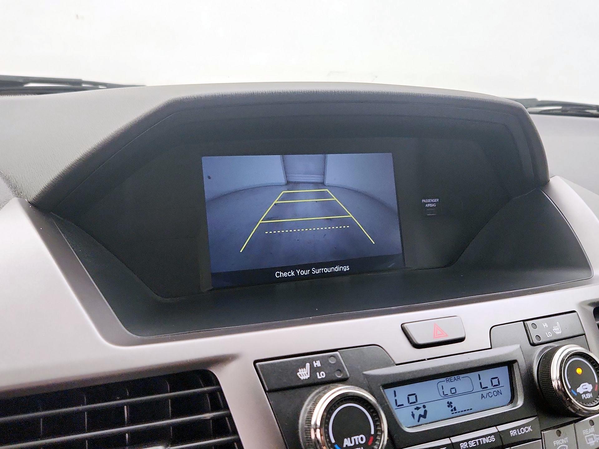Thumbnail: 2016 Honda Odyssey - 14