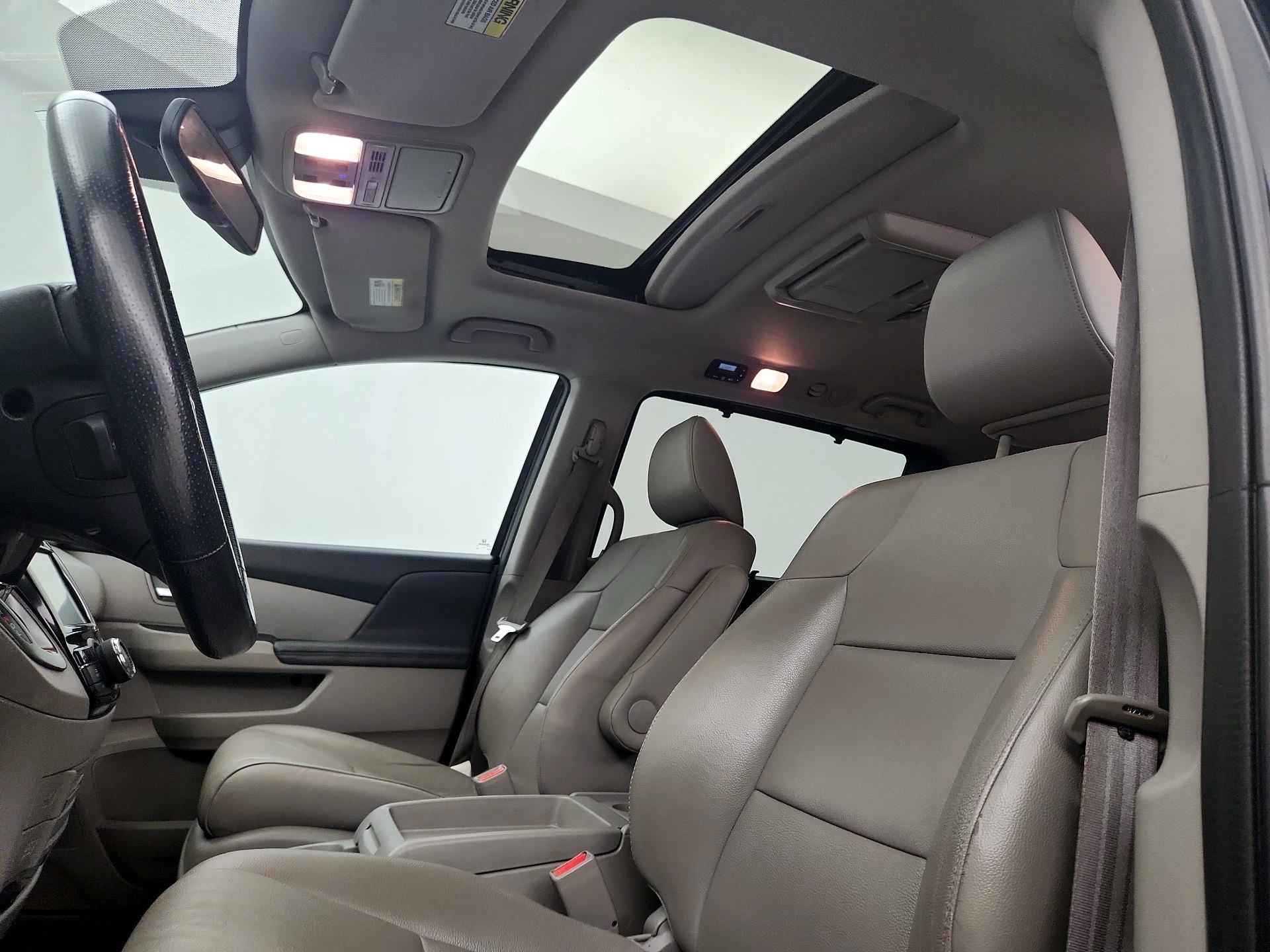 Thumbnail: 2016 Honda Odyssey - 19