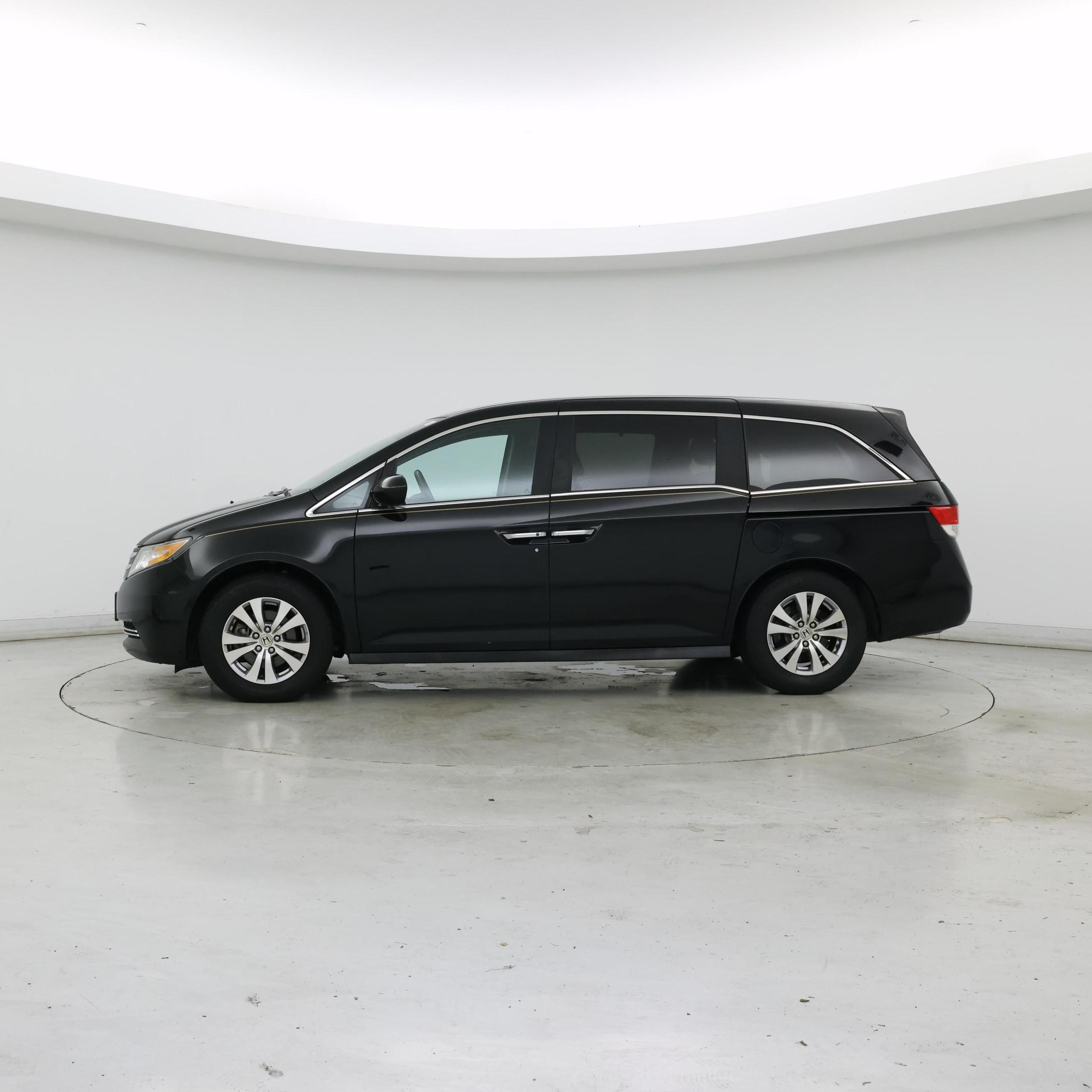 Thumbnail: 2016 Honda Odyssey - 3