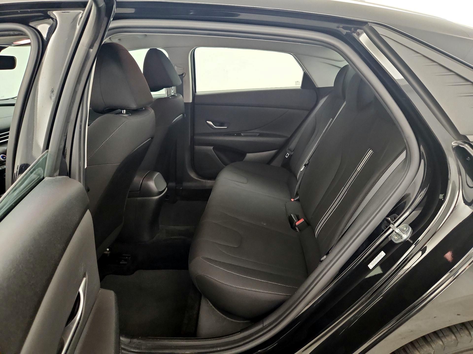 Thumbnail: 2021 Hyundai Elantra - 19