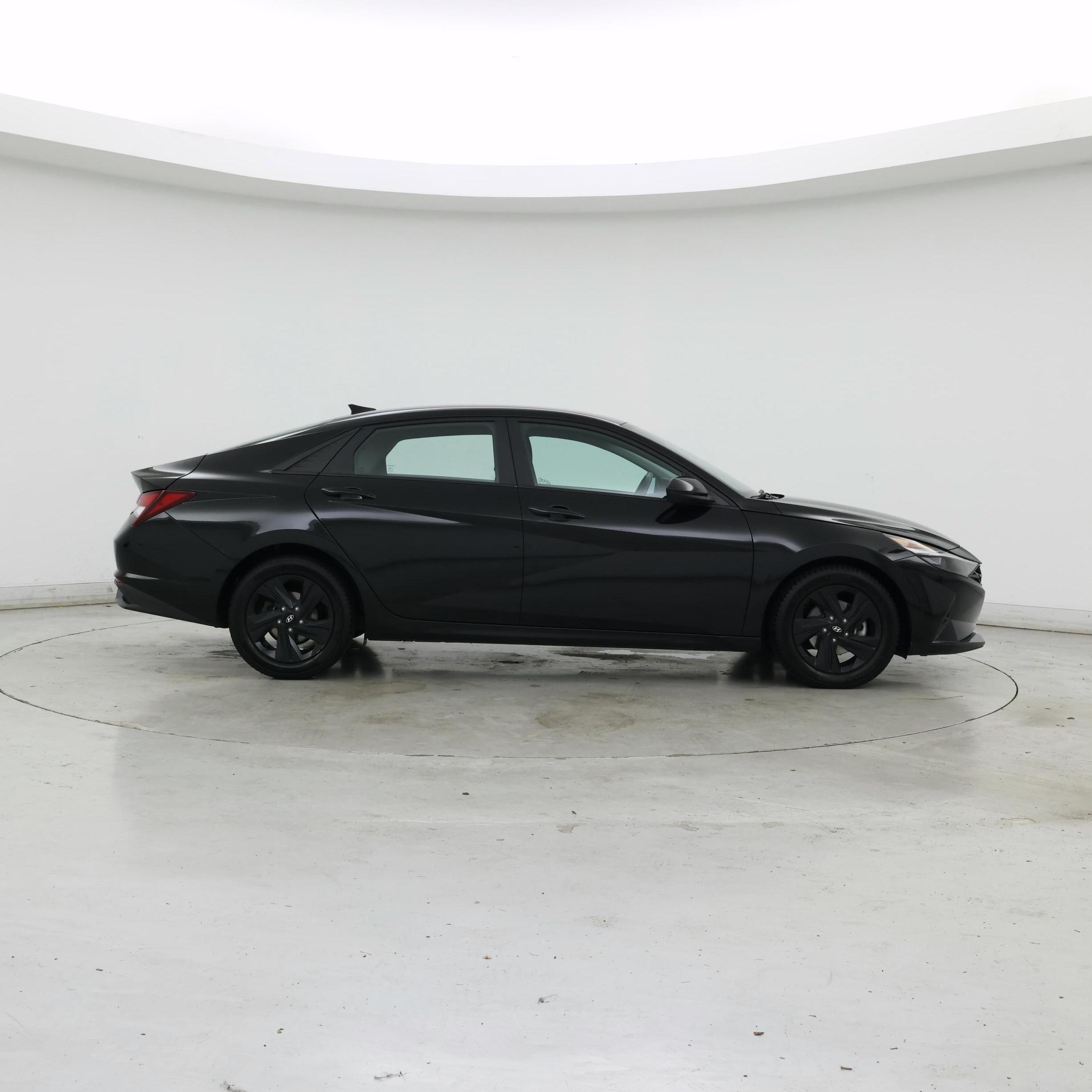 Thumbnail: 2021 Hyundai Elantra - 7