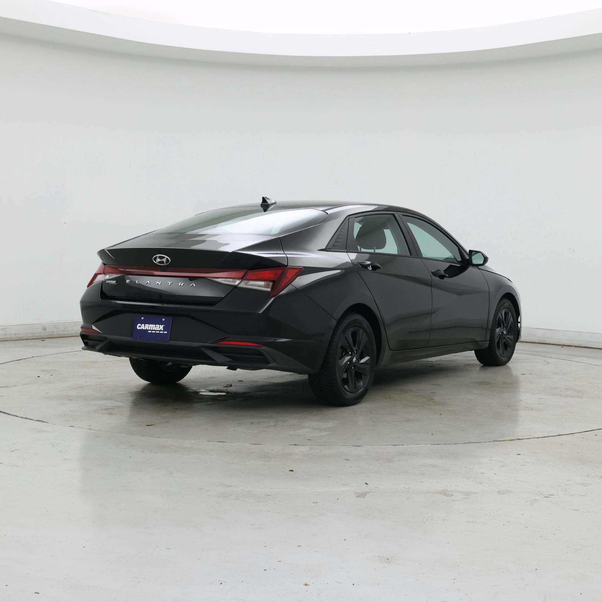 Thumbnail: 2021 Hyundai Elantra - 8